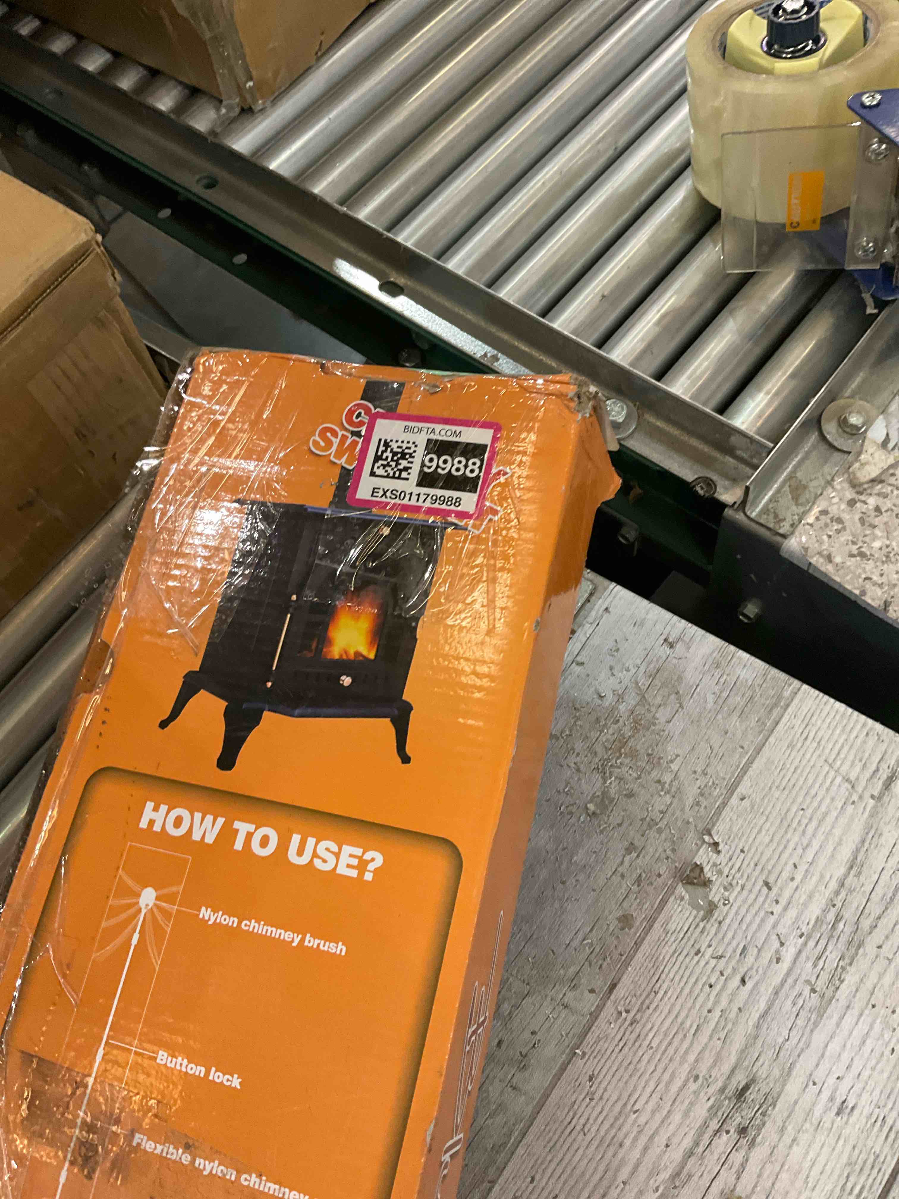 https://s3.amazonaws.com/lotting-images-prod/BargainHunt/EXS01179988_1708539054573.jpeg