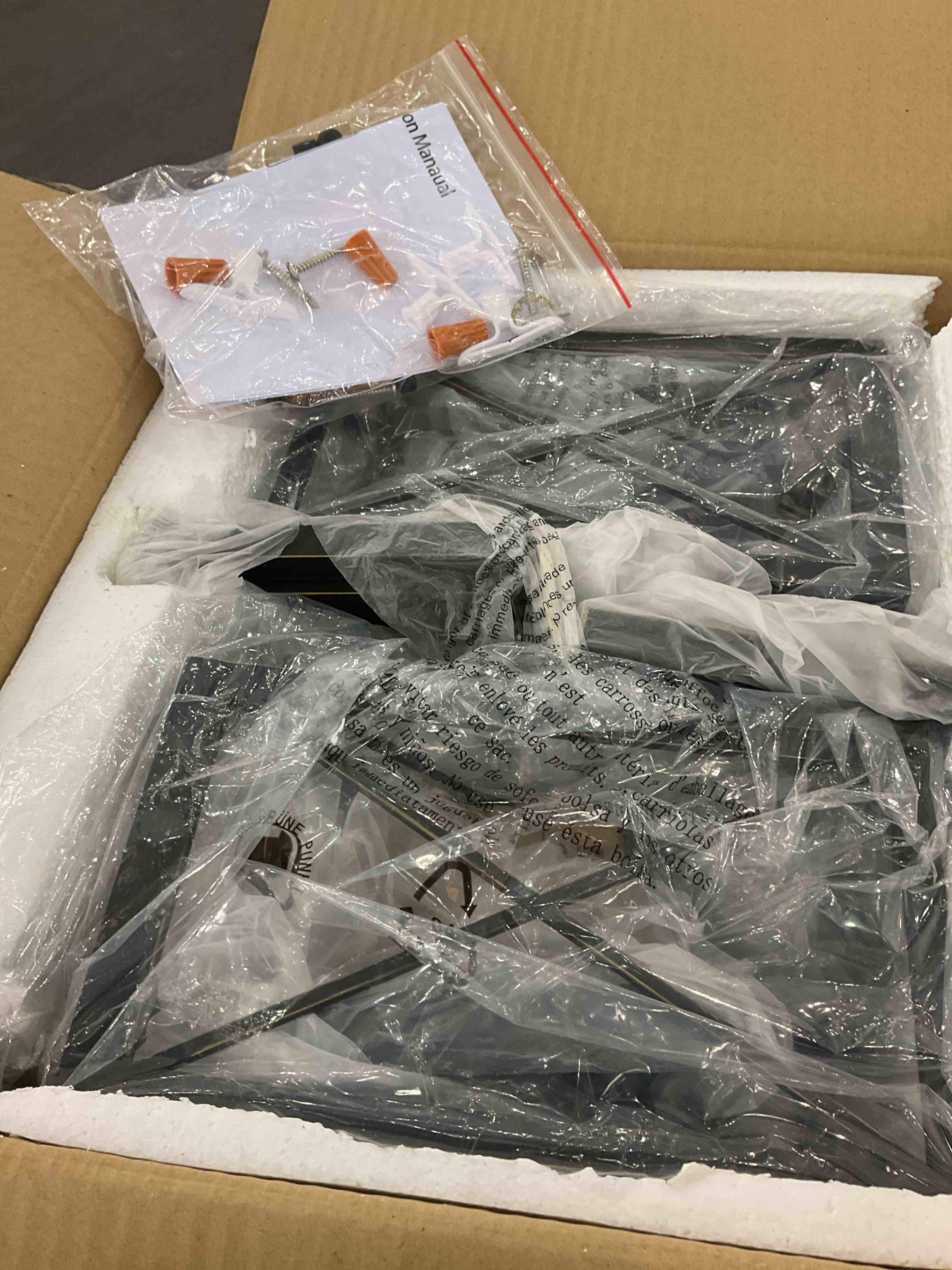 https://s3.amazonaws.com/lotting-images-prod/BargainHunt/EXS01180517_1710164938417.jpeg