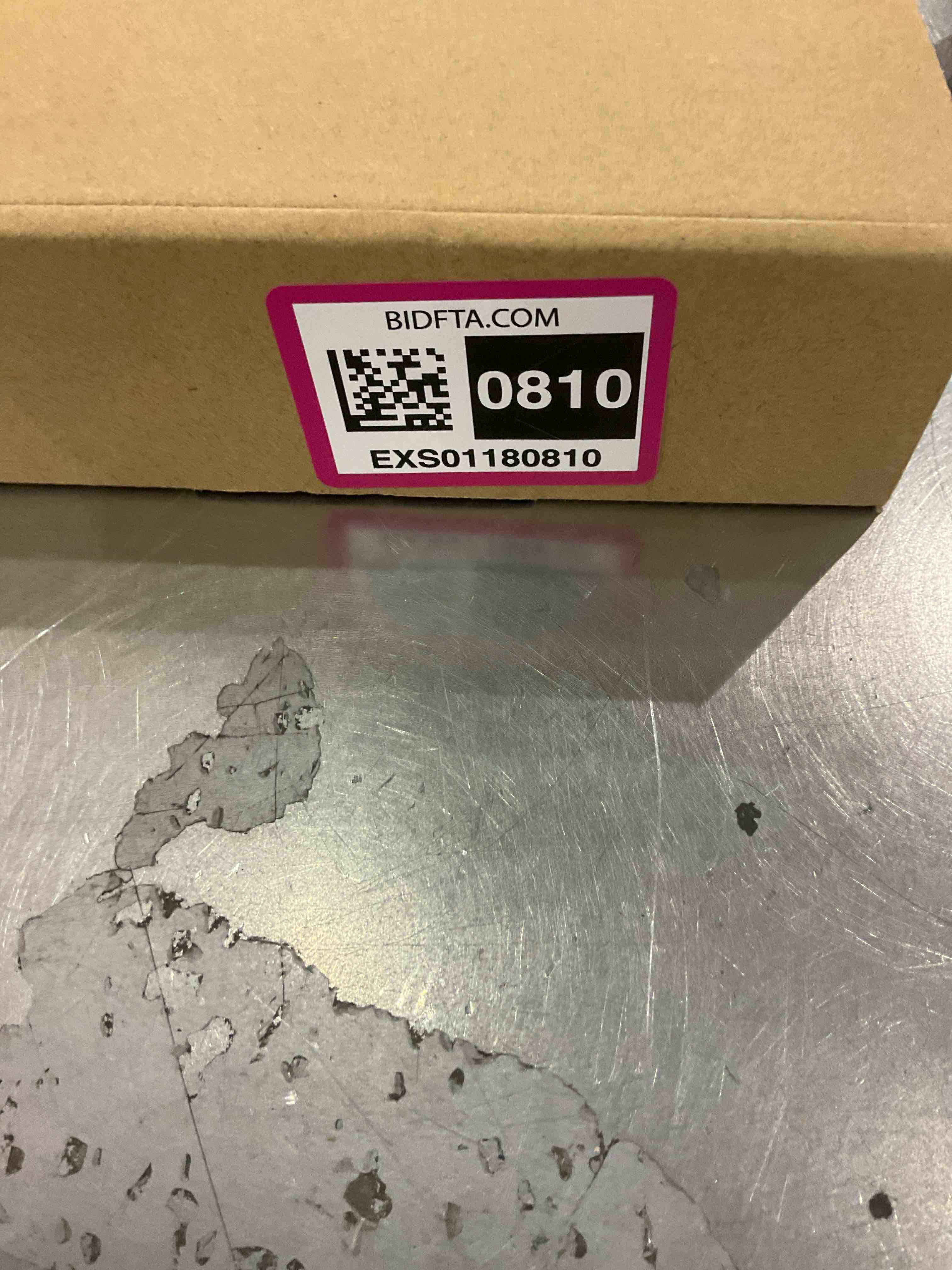 https://s3.amazonaws.com/lotting-images-prod/BargainHunt/EXS01180810_1710417839348.jpeg