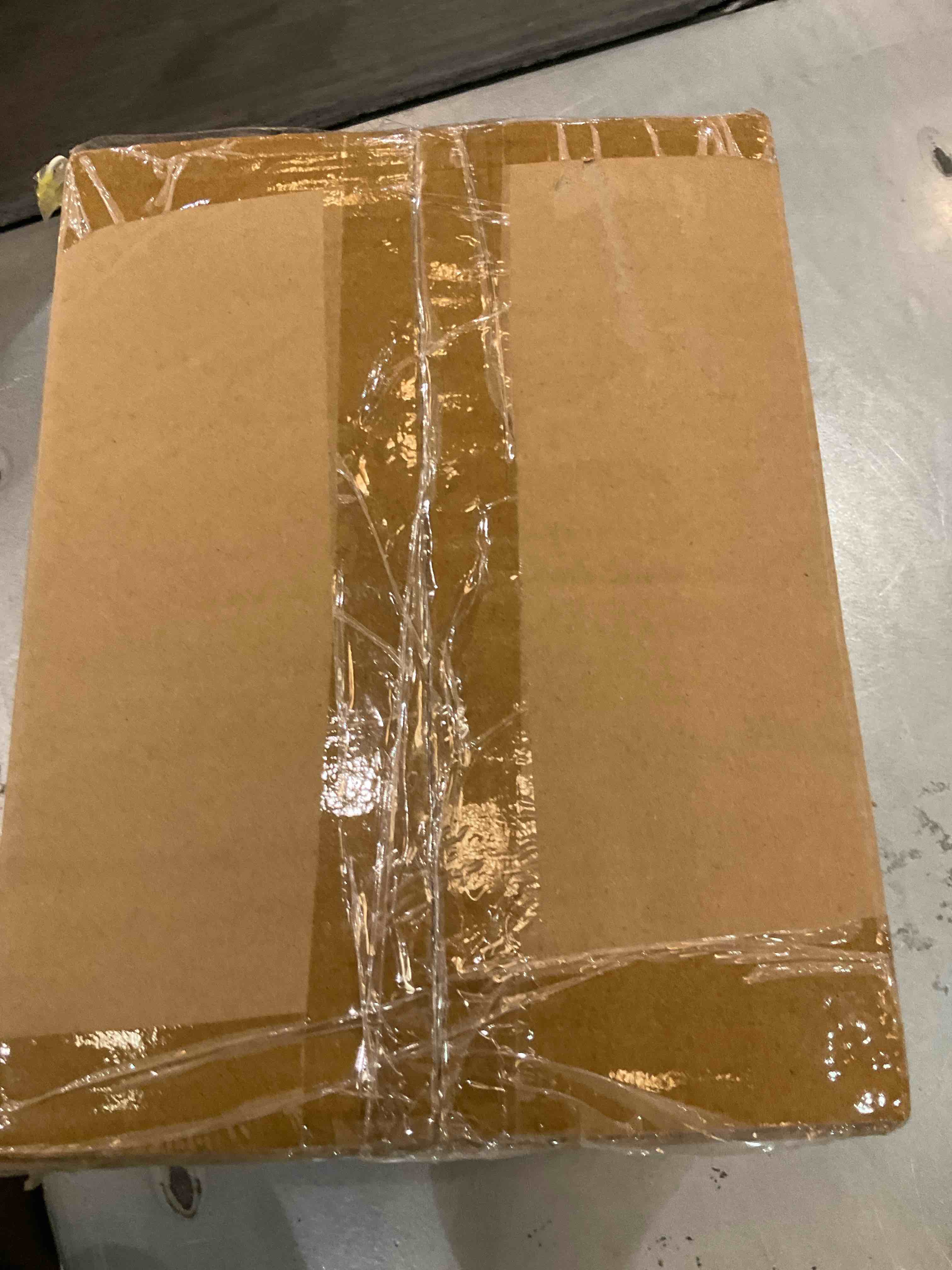 https://s3.amazonaws.com/lotting-images-prod/BargainHunt/EXS01181053_1711127316393.jpeg