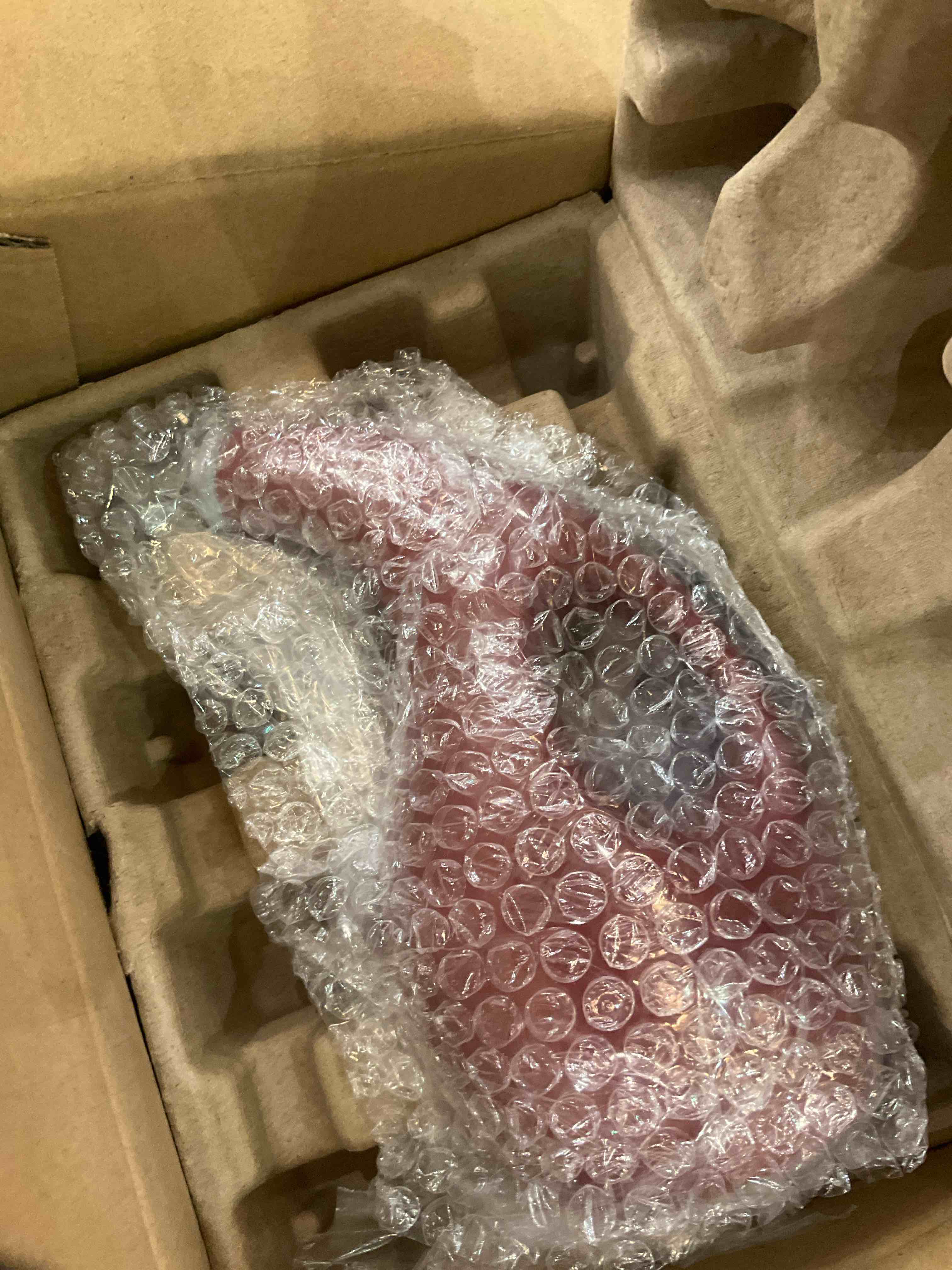 https://s3.amazonaws.com/lotting-images-prod/BargainHunt/EXS01181053_1711127338507.jpeg