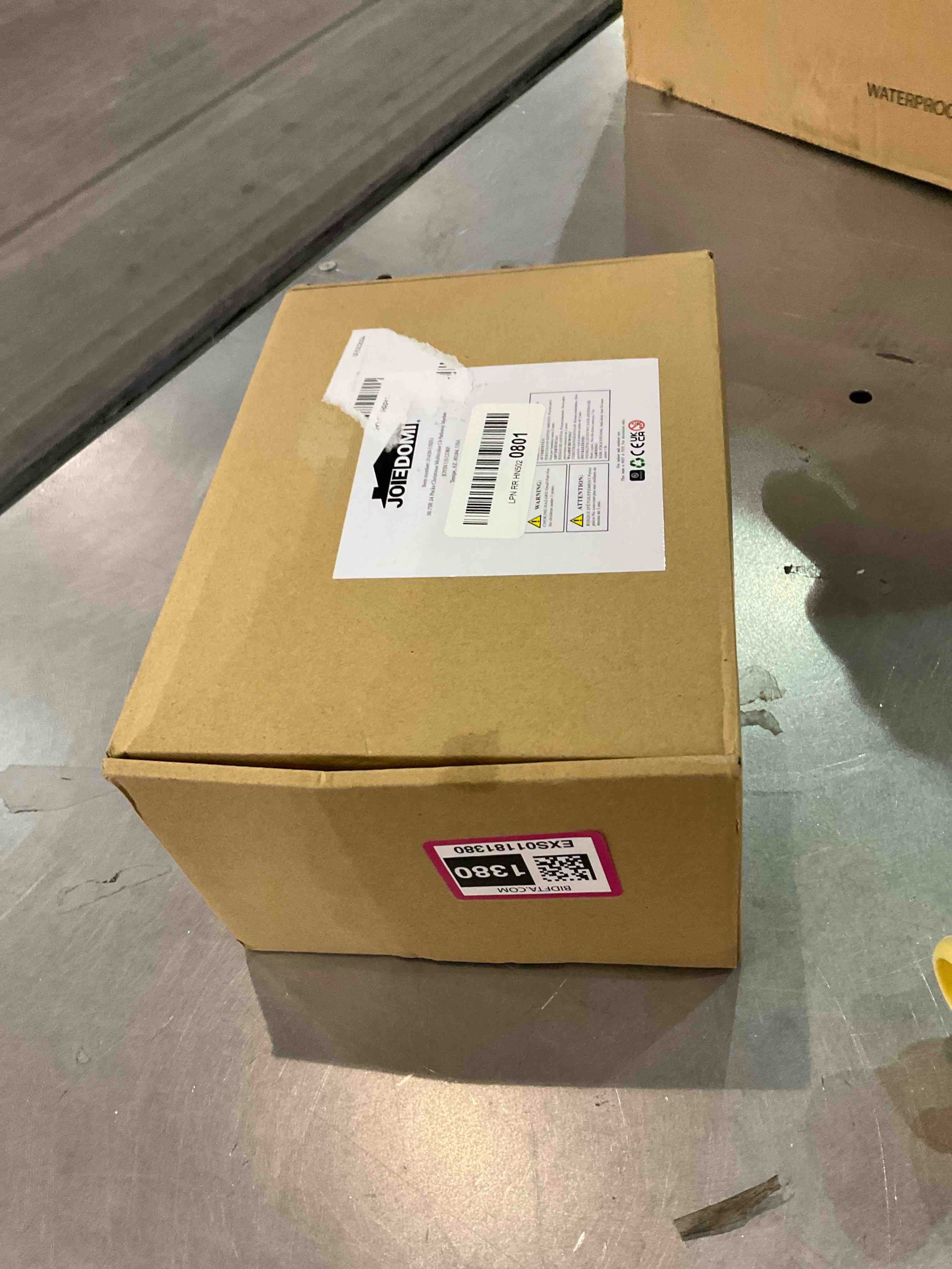 https://s3.amazonaws.com/lotting-images-prod/BargainHunt/EXS01181380_1711627908095.jpeg