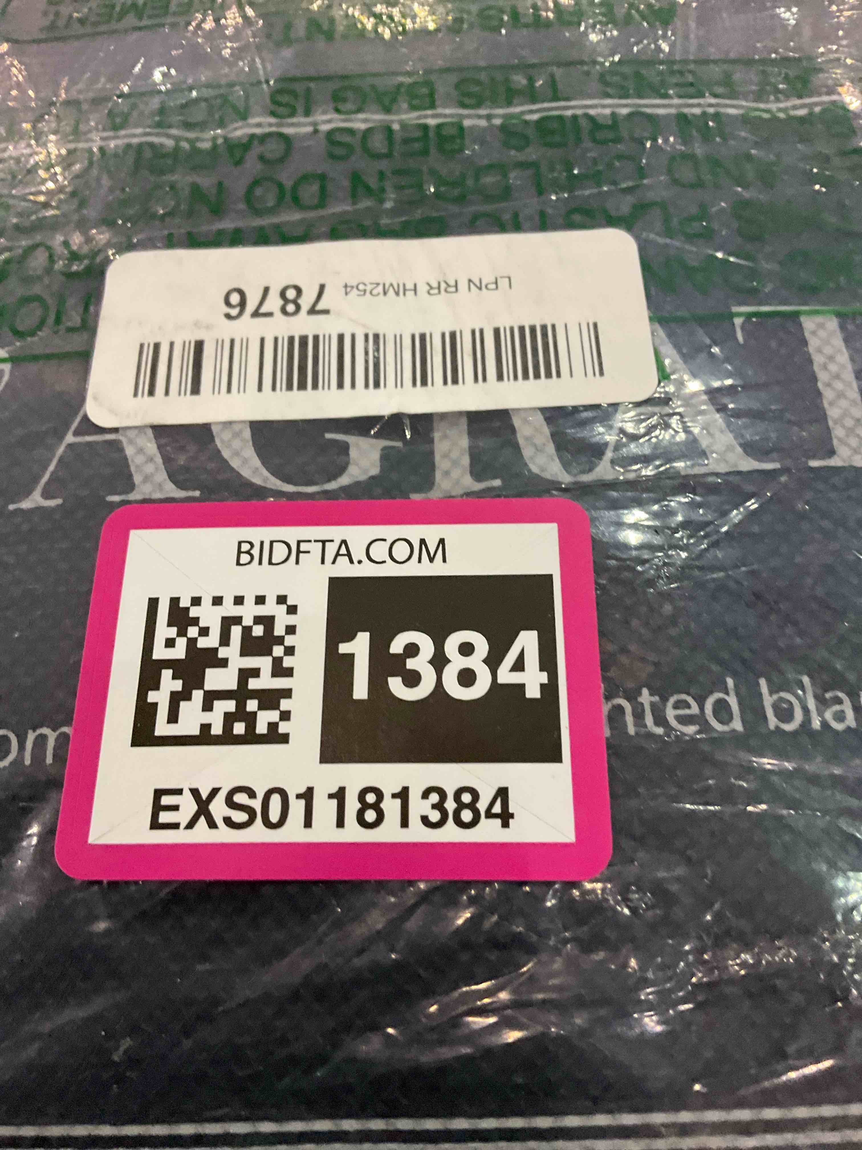 https://s3.amazonaws.com/lotting-images-prod/BargainHunt/EXS01181384_1711628395572.jpeg