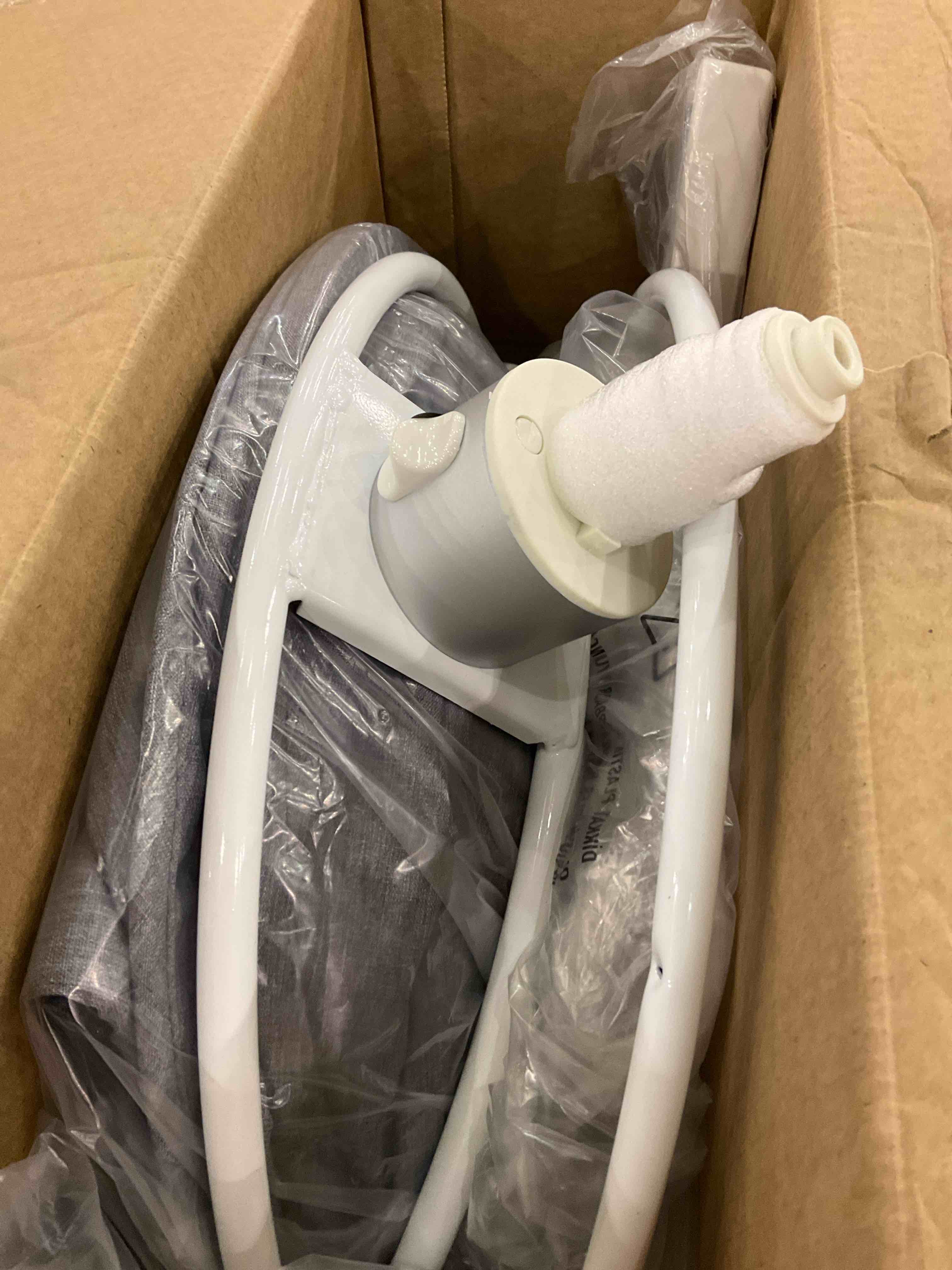 https://s3.amazonaws.com/lotting-images-prod/BargainHunt/EXS01182634_1709577566195.jpeg
