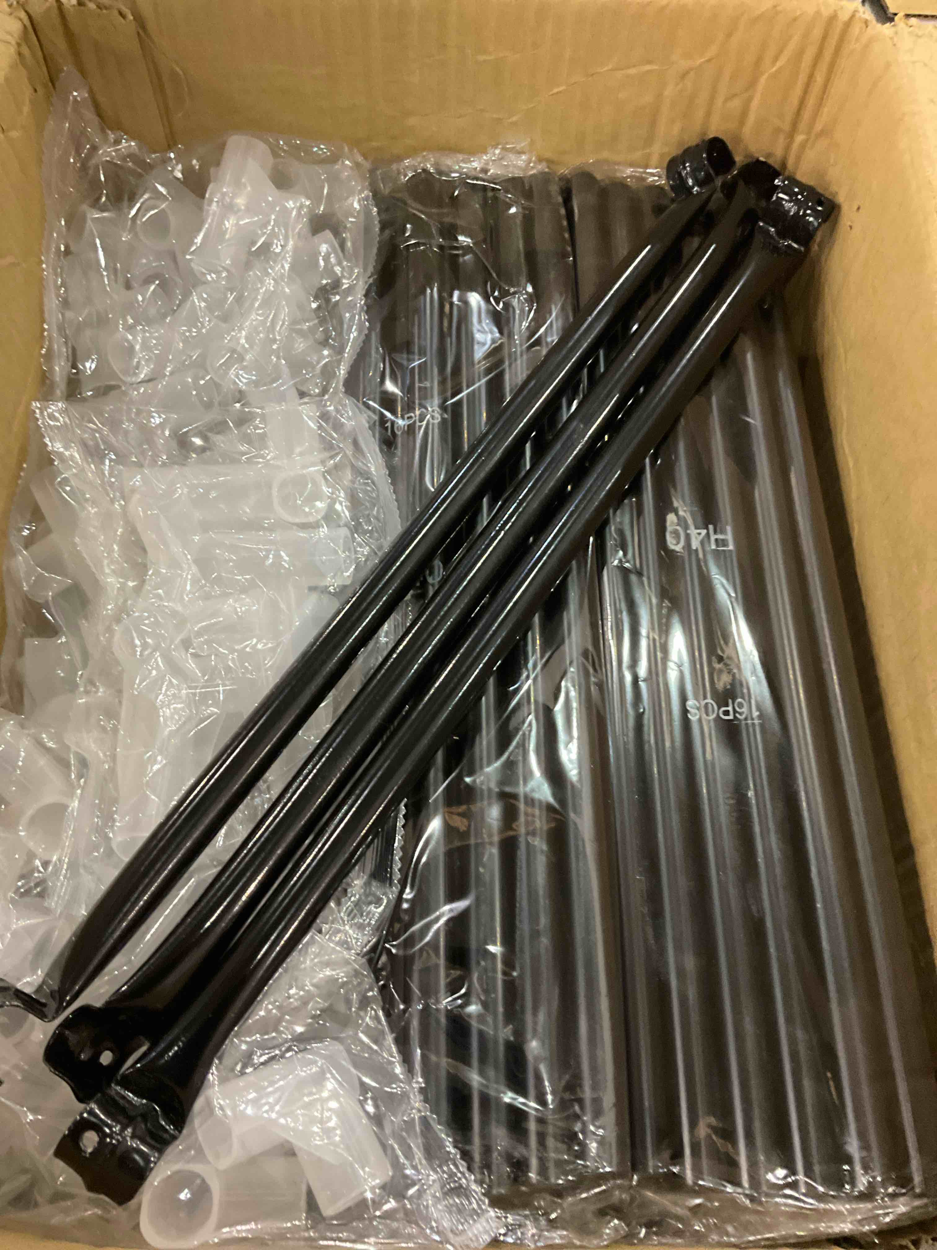 https://s3.amazonaws.com/lotting-images-prod/BargainHunt/EXS01182688_1709644932507.jpeg
