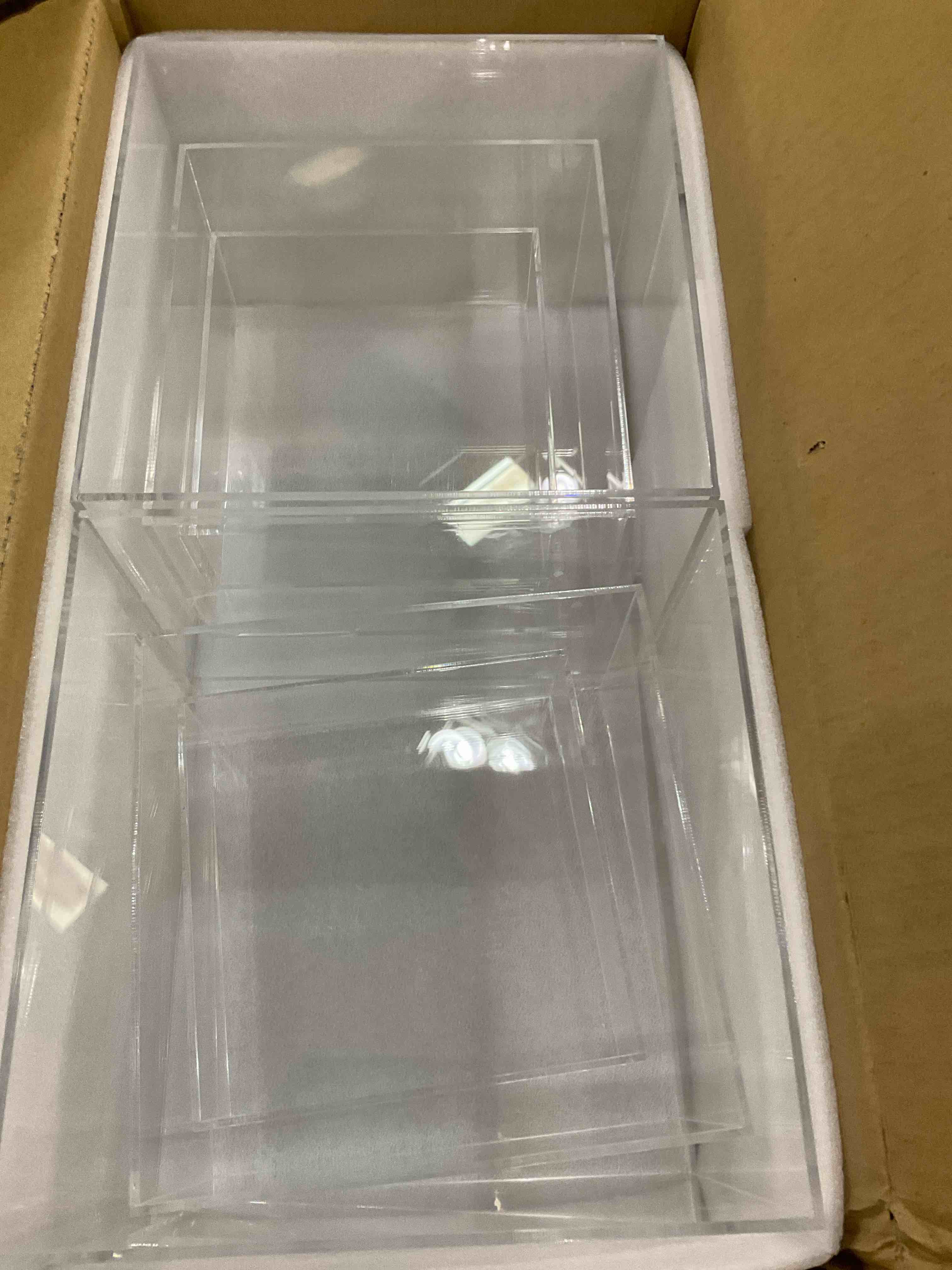 https://s3.amazonaws.com/lotting-images-prod/BargainHunt/EXS01182739_1709654156194.jpeg