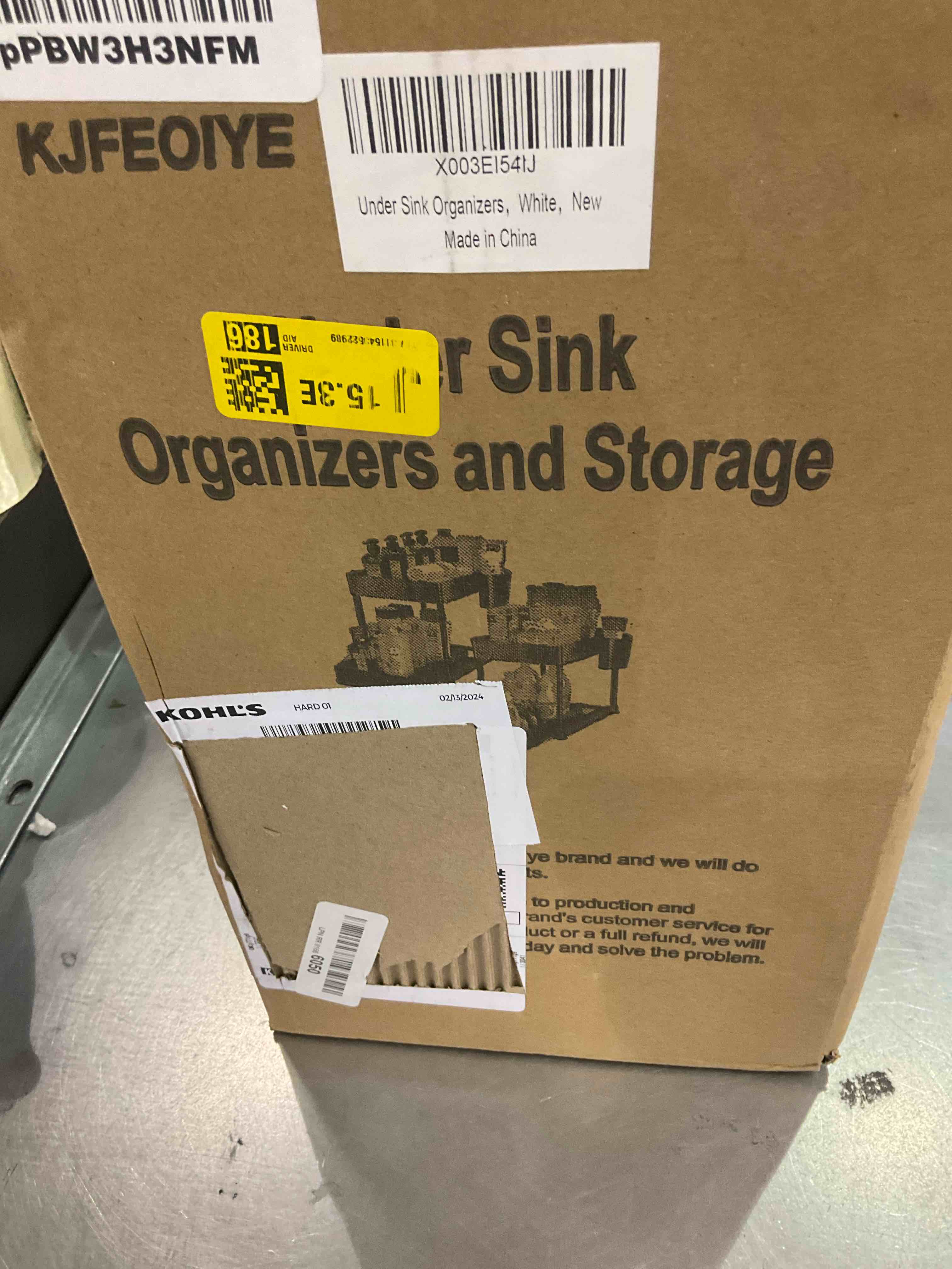 https://s3.amazonaws.com/lotting-images-prod/BargainHunt/EXS01182811_1709668884875.jpeg