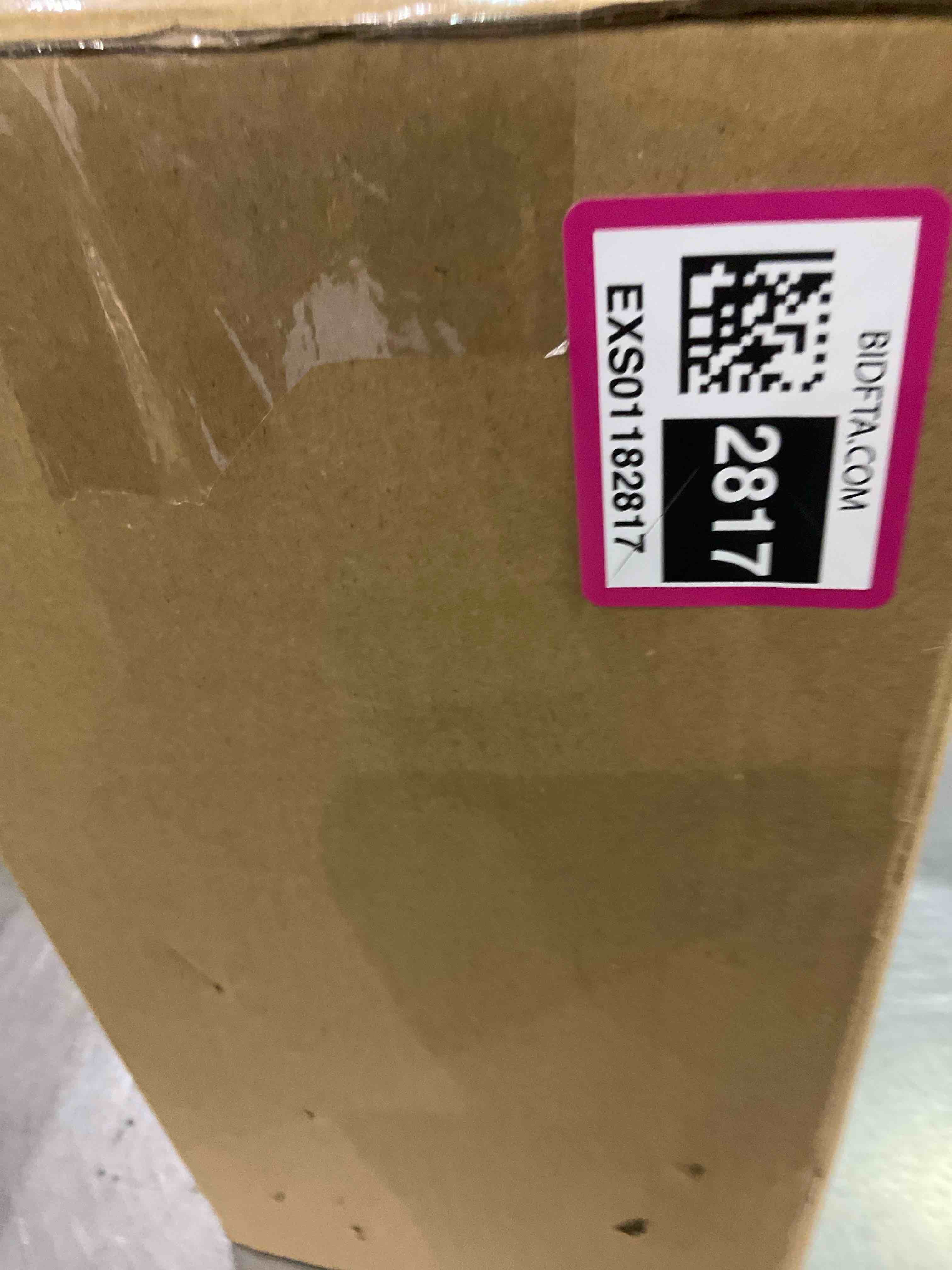 https://s3.amazonaws.com/lotting-images-prod/BargainHunt/EXS01182817_1709727233493.jpeg