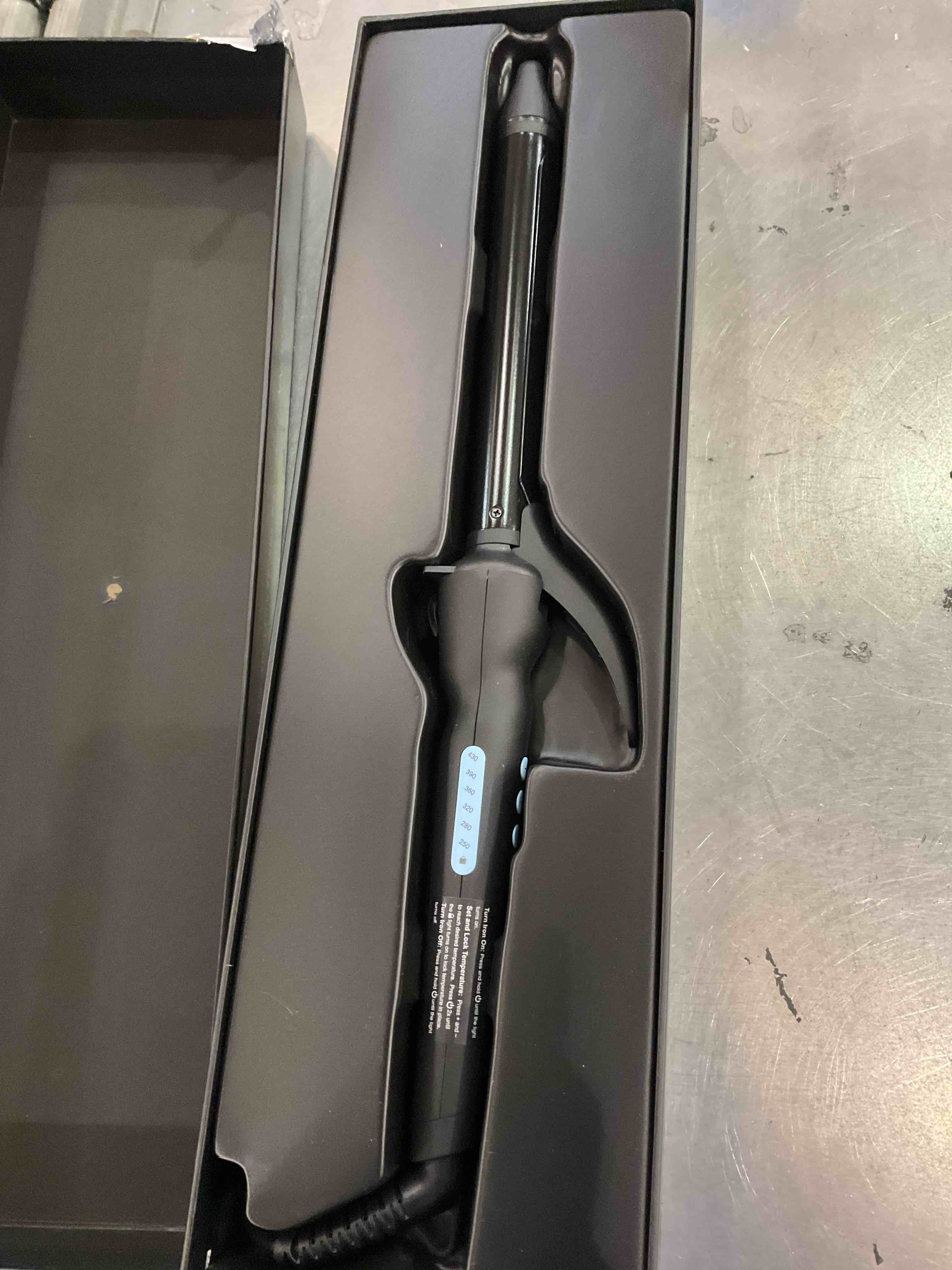 https://s3.amazonaws.com/lotting-images-prod/BargainHunt/EXS01182892_1709741783867.jpeg
