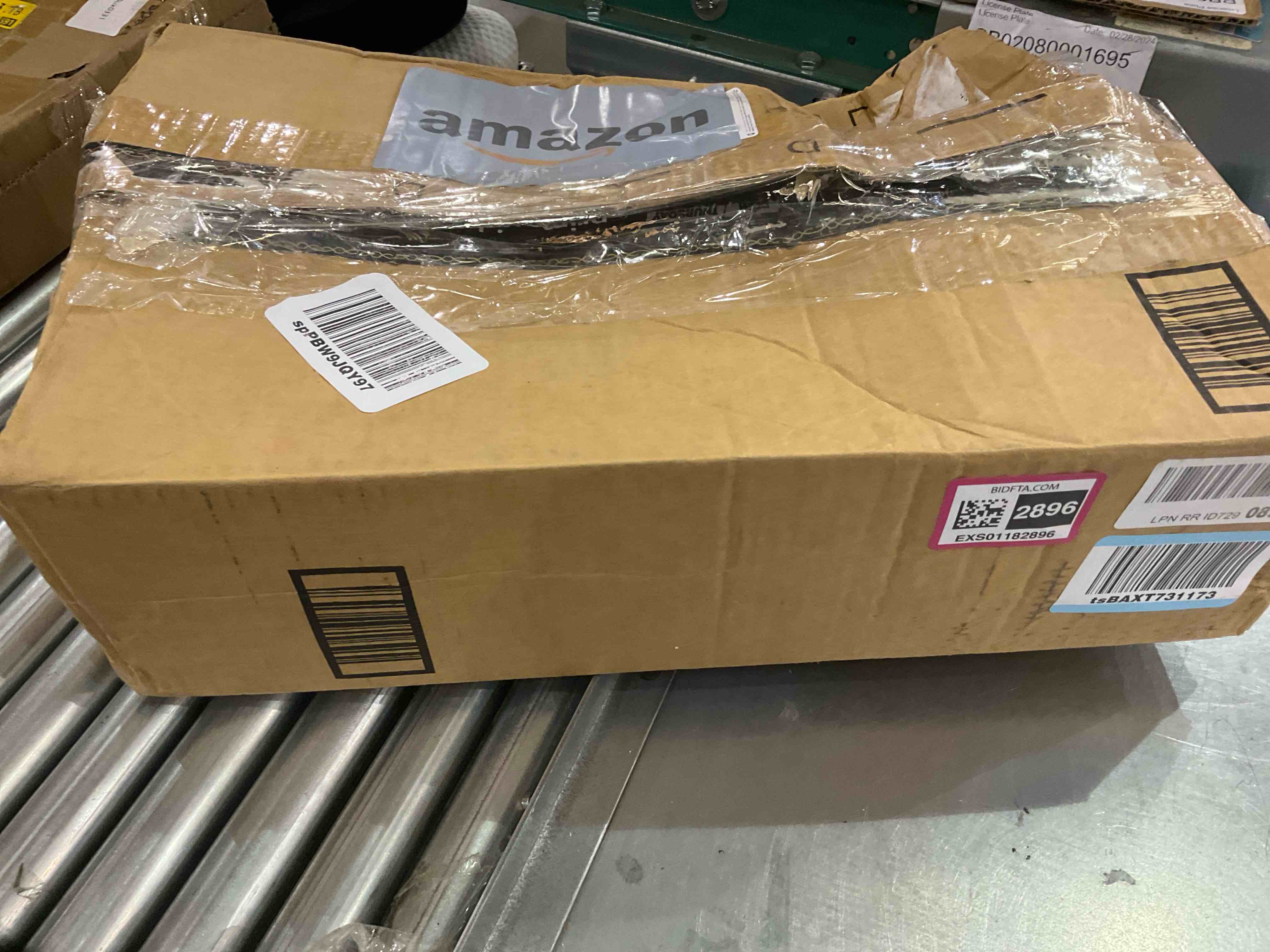 https://s3.amazonaws.com/lotting-images-prod/BargainHunt/EXS01182896_1709742554210.jpeg