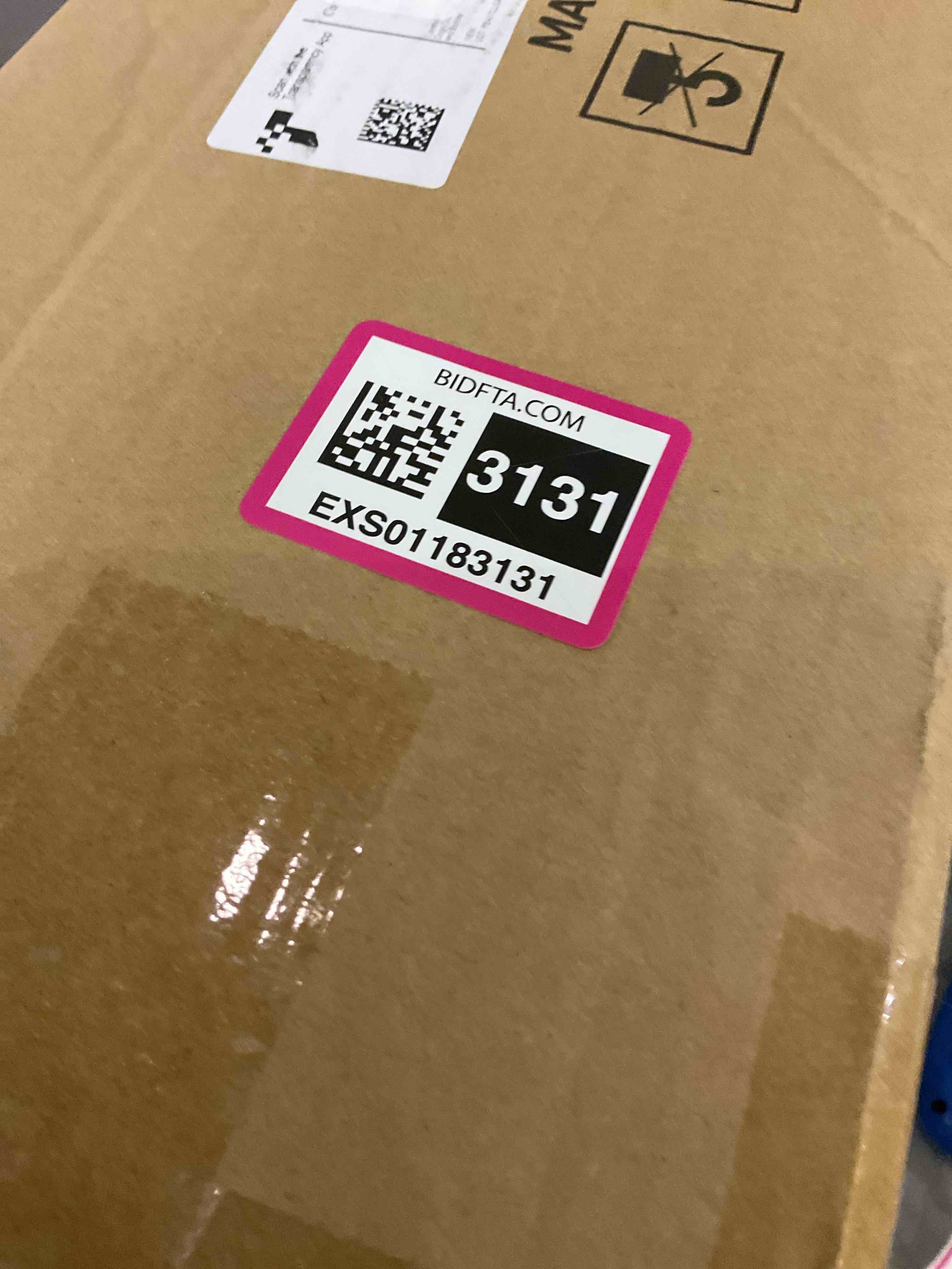 https://s3.amazonaws.com/lotting-images-prod/BargainHunt/EXS01183131_1711542981323.jpeg
