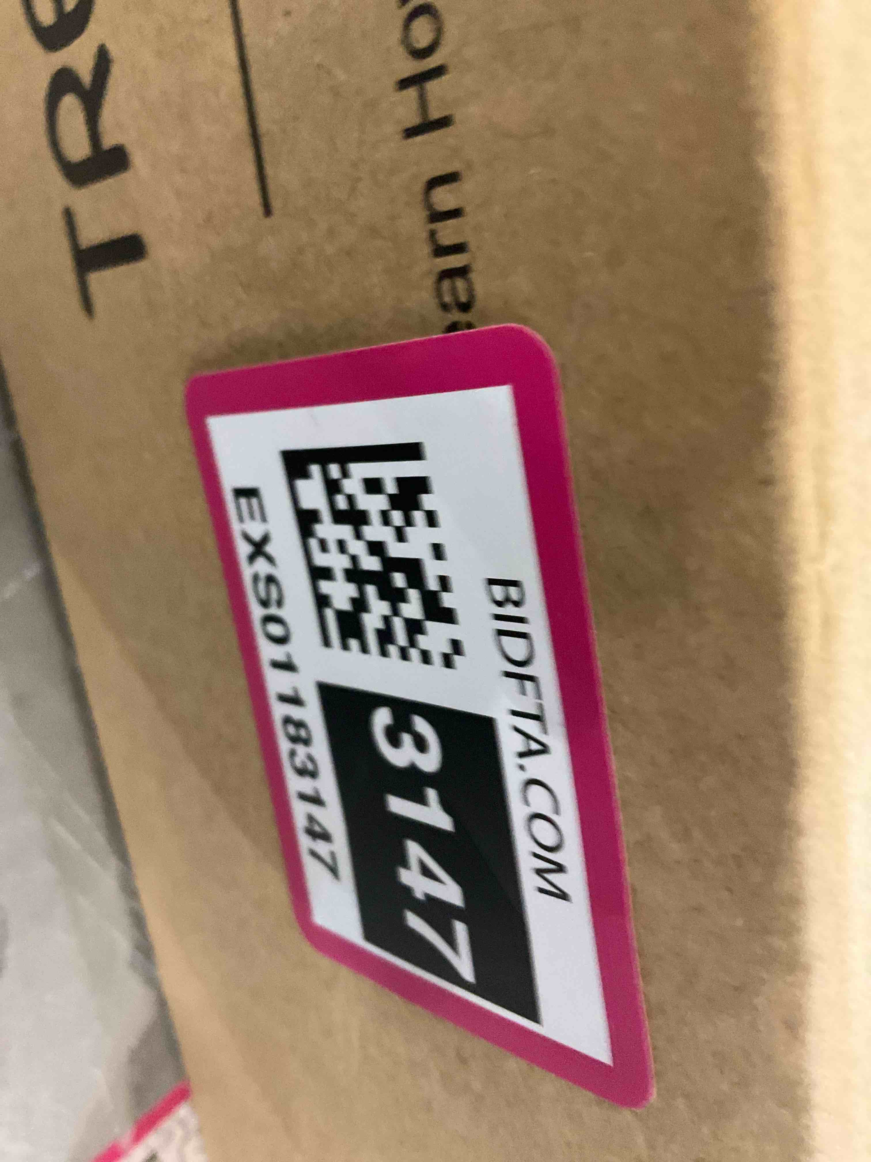 https://s3.amazonaws.com/lotting-images-prod/BargainHunt/EXS01183147_1711547246570.jpeg