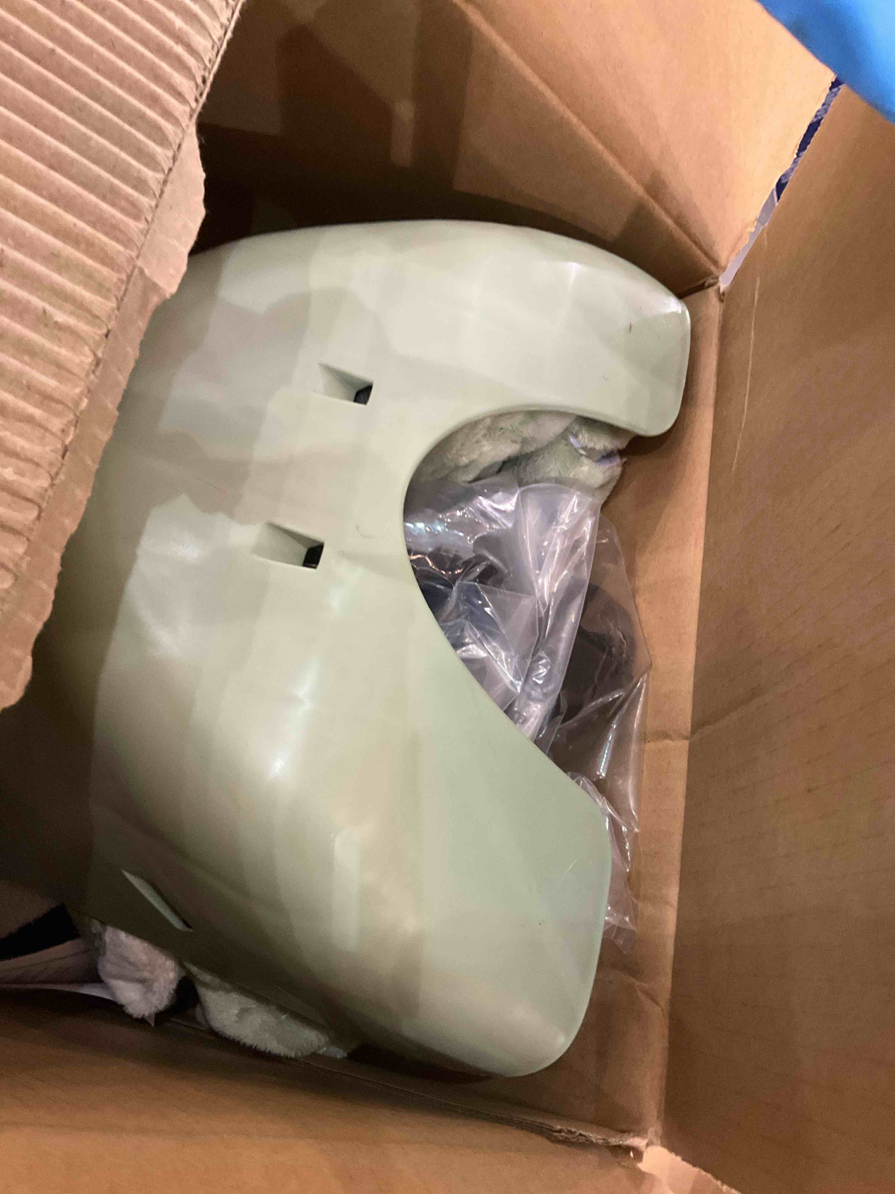 https://s3.amazonaws.com/lotting-images-prod/BargainHunt/EXS01183168_1711552990086.jpeg