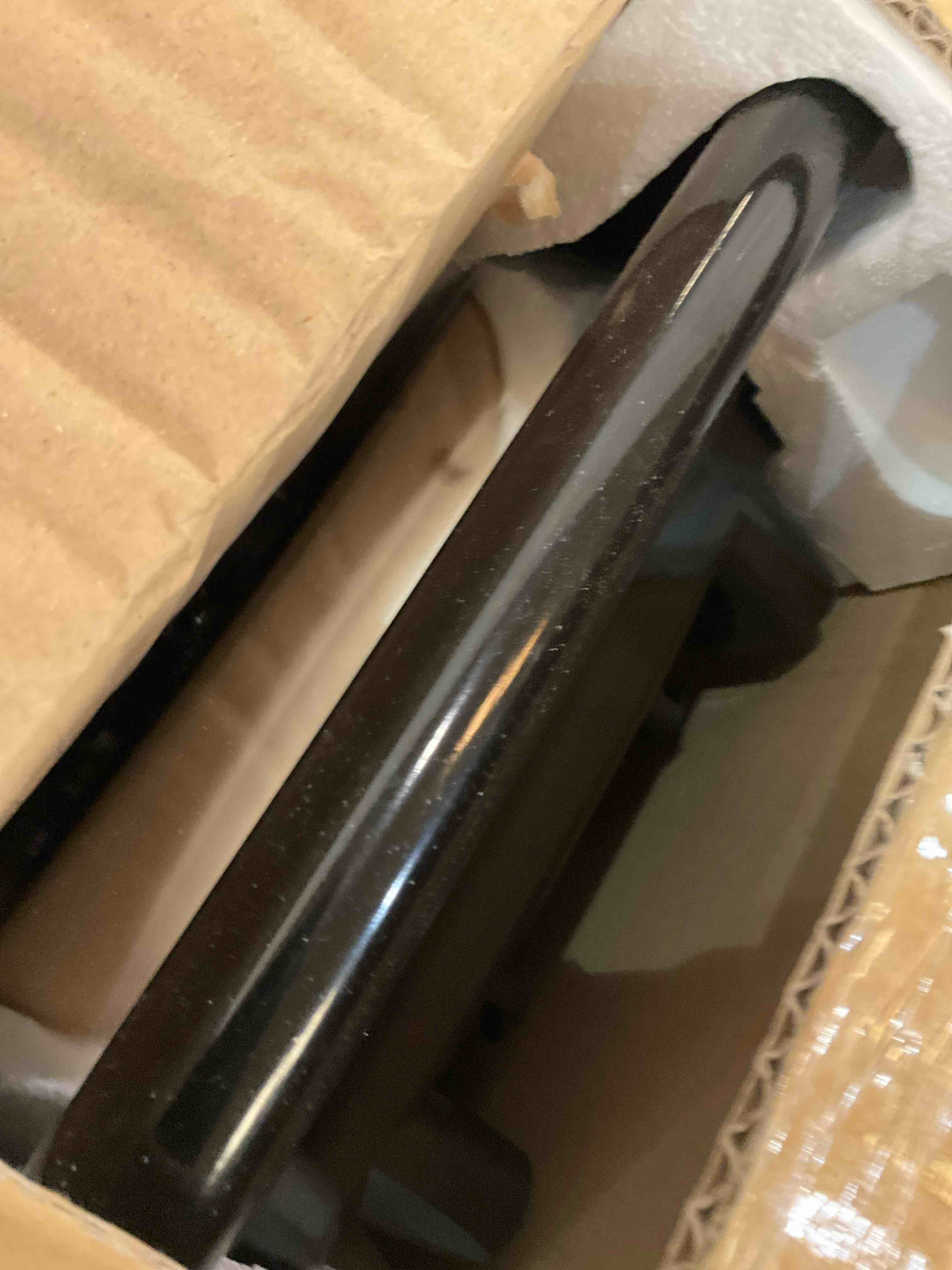 https://s3.amazonaws.com/lotting-images-prod/BargainHunt/EXS01183217_1711565636033.jpeg