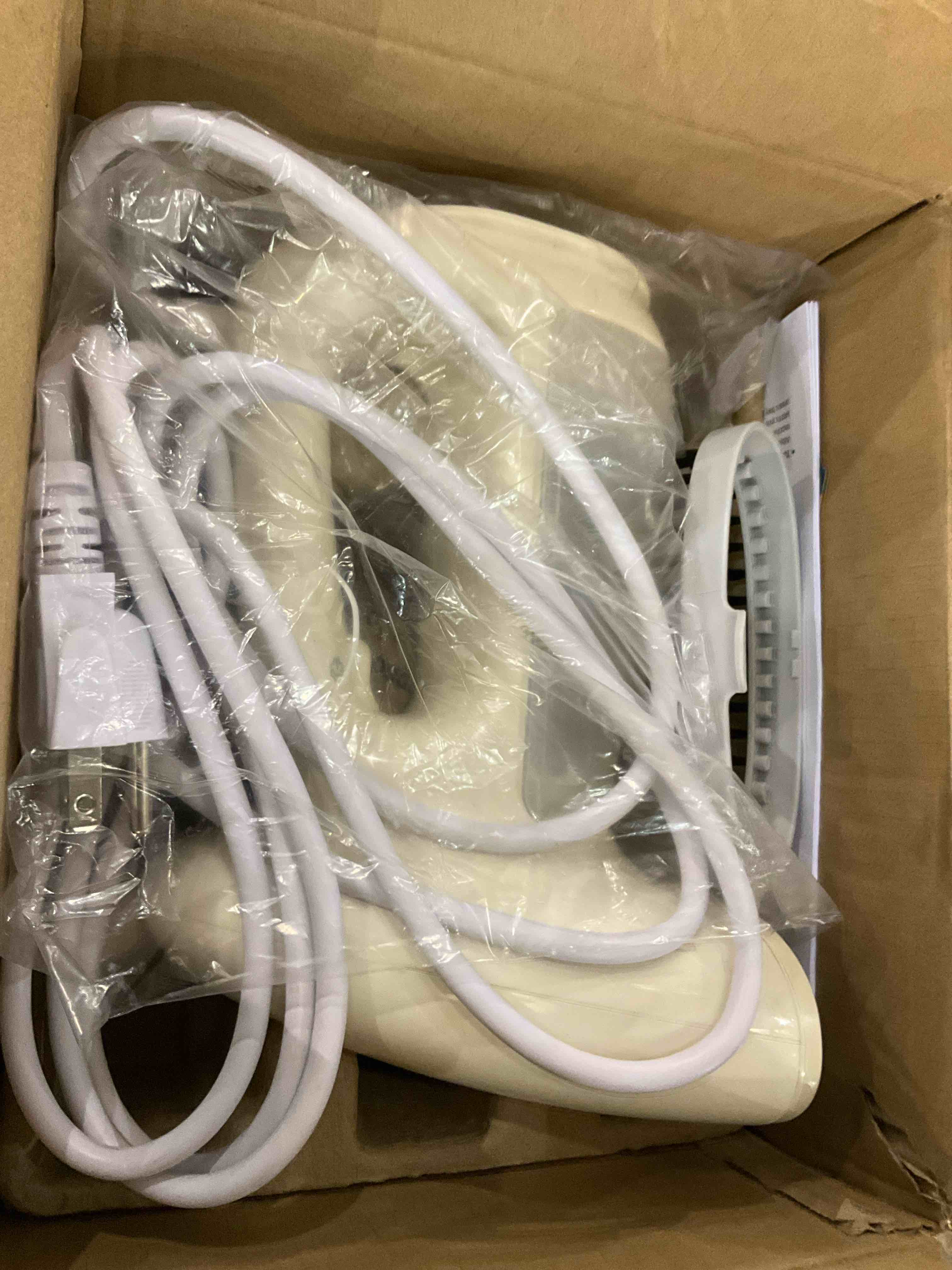 https://s3.amazonaws.com/lotting-images-prod/BargainHunt/EXS01183419_1711716307063.jpeg