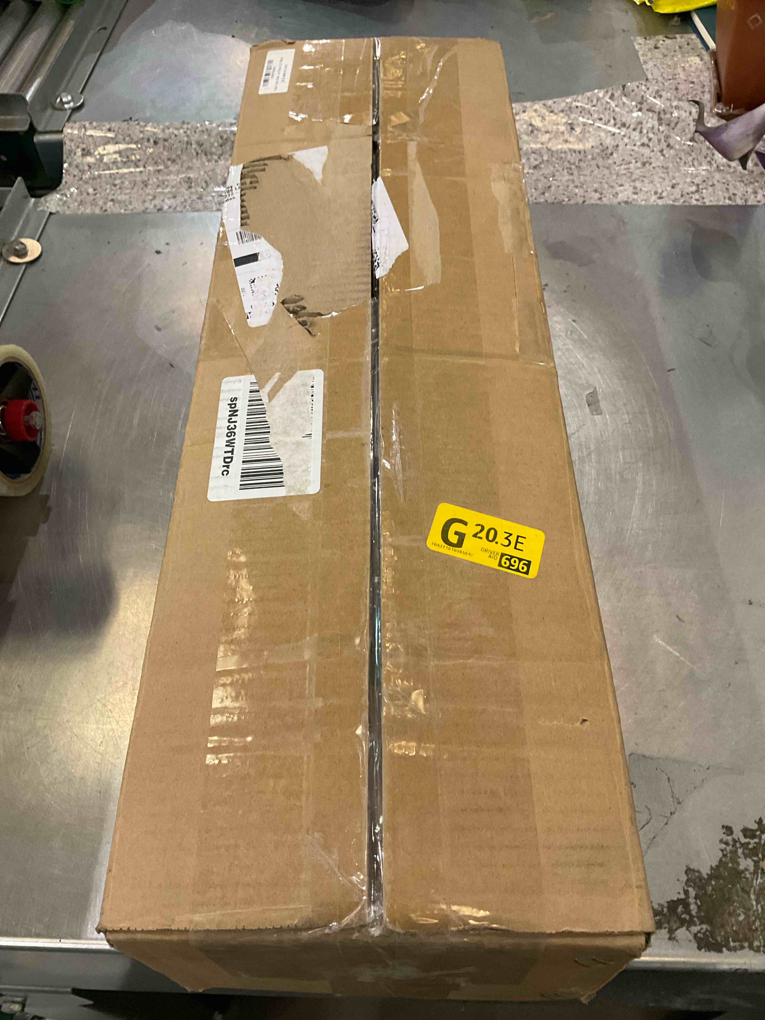 https://s3.amazonaws.com/lotting-images-prod/BargainHunt/EXS01183703_1709221195166.jpeg
