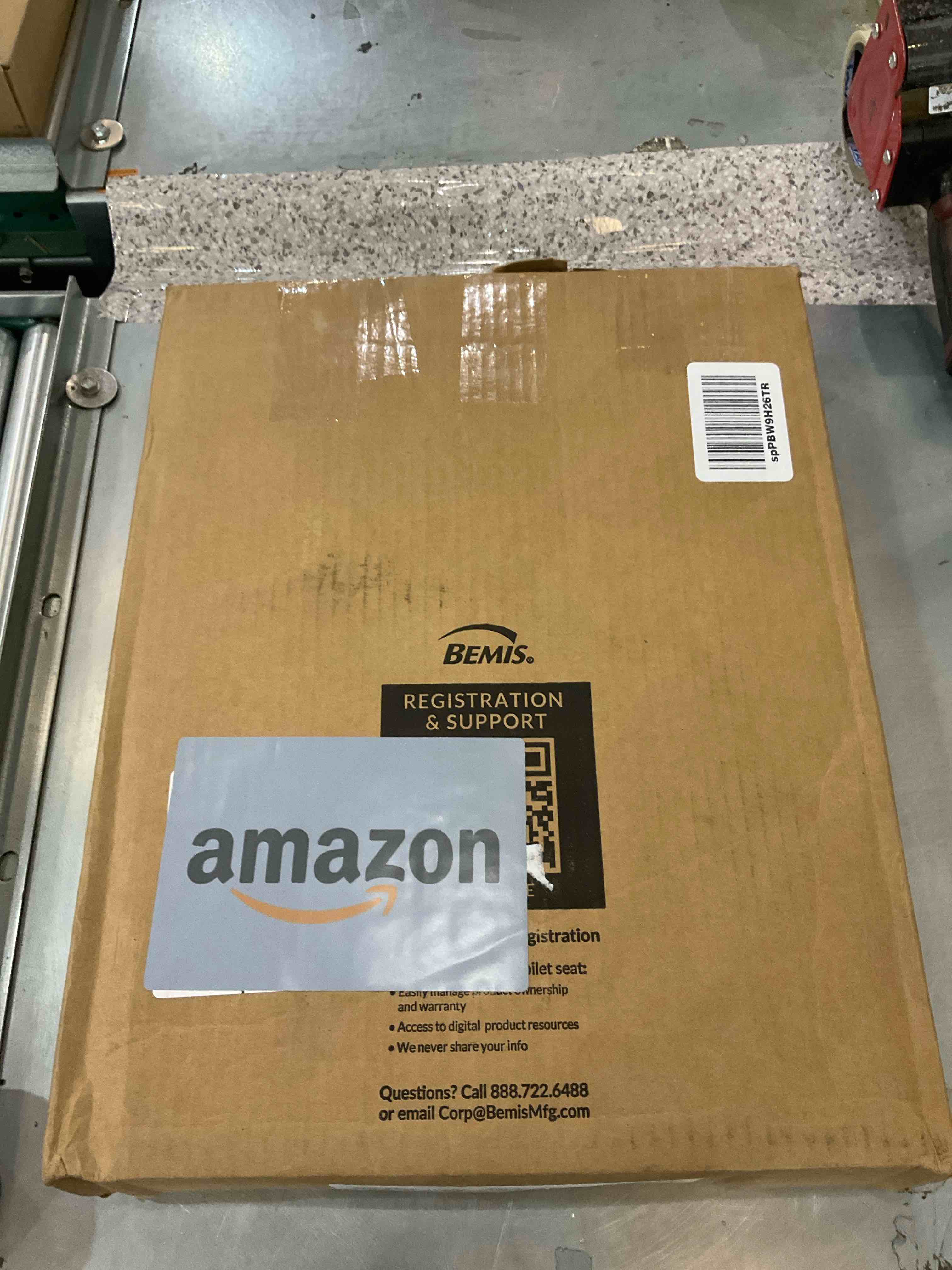 https://s3.amazonaws.com/lotting-images-prod/BargainHunt/EXS01183712_1709222274546.jpeg