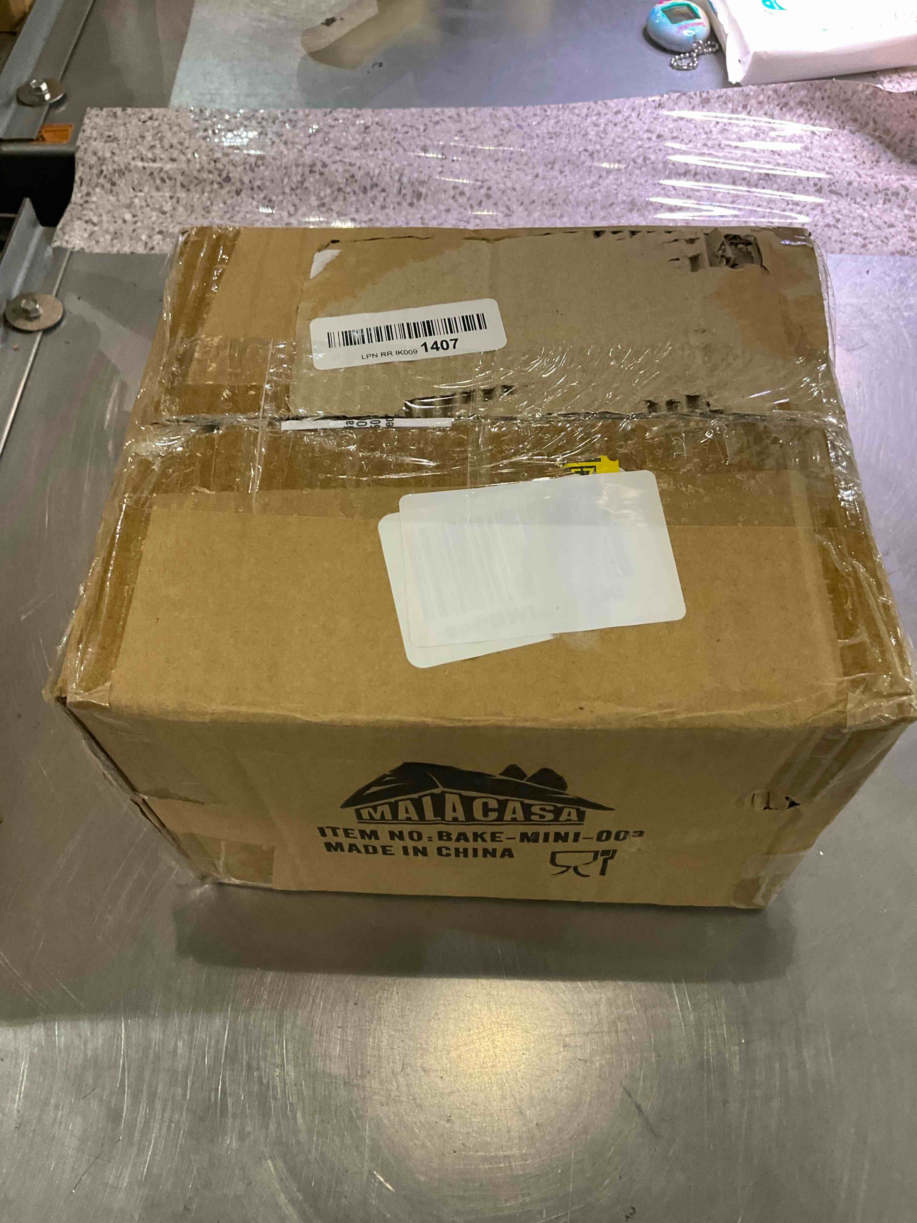https://s3.amazonaws.com/lotting-images-prod/BargainHunt/EXS01183924_1709318466475.jpeg
