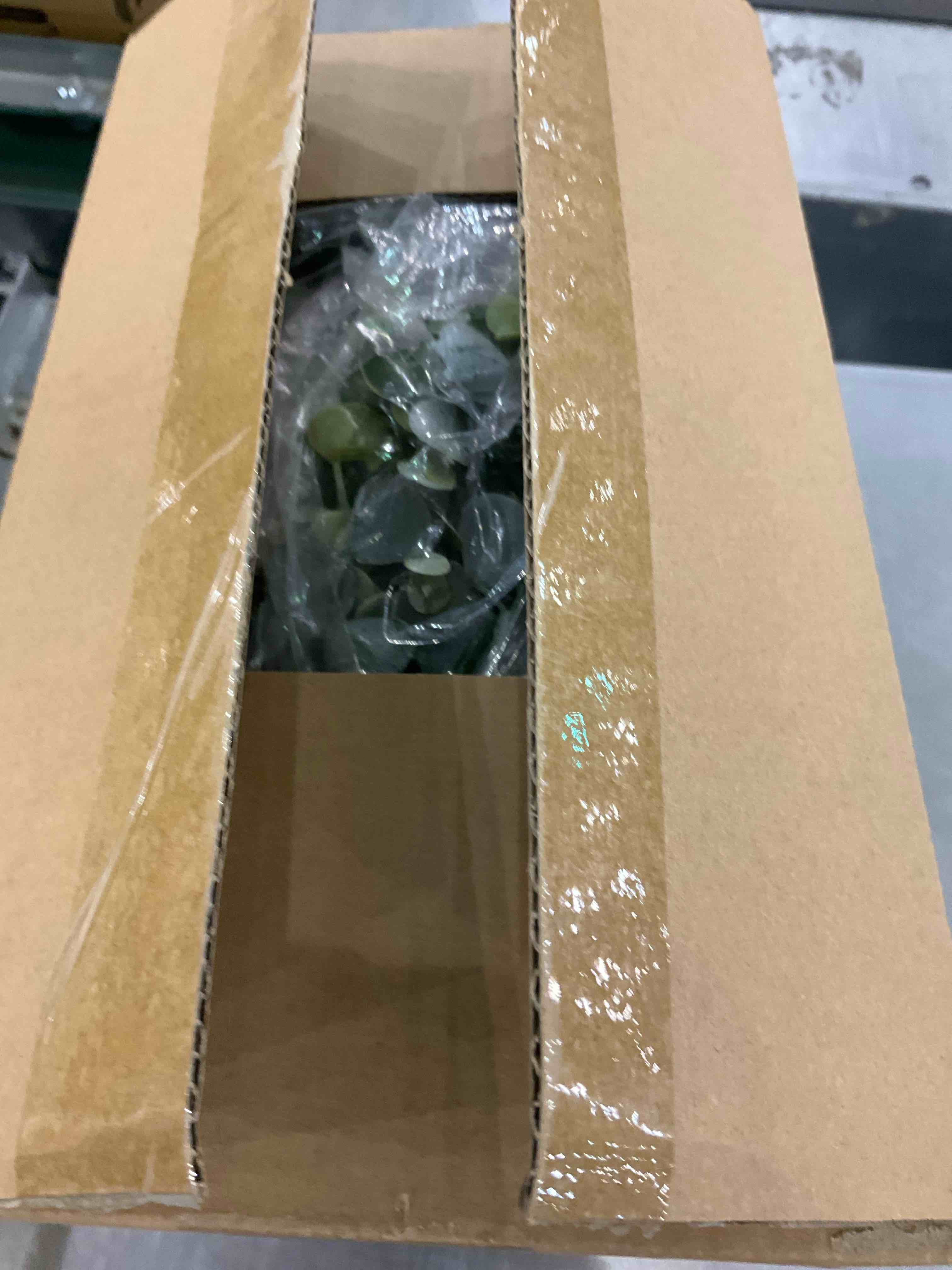 https://s3.amazonaws.com/lotting-images-prod/BargainHunt/EXS01184676_1709304642808.jpeg