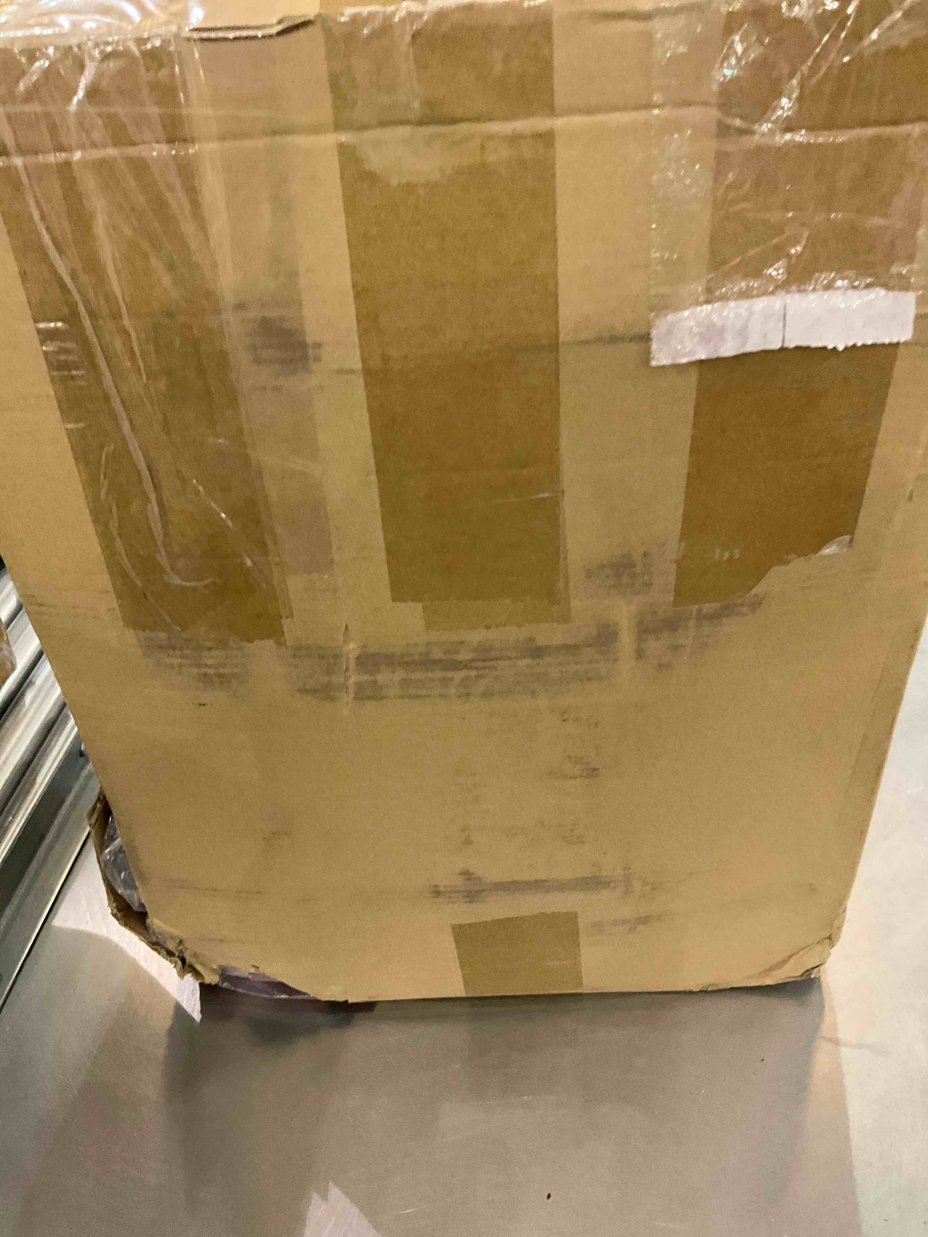 https://s3.amazonaws.com/lotting-images-prod/BargainHunt/EXS01184798_1709563317040.jpeg