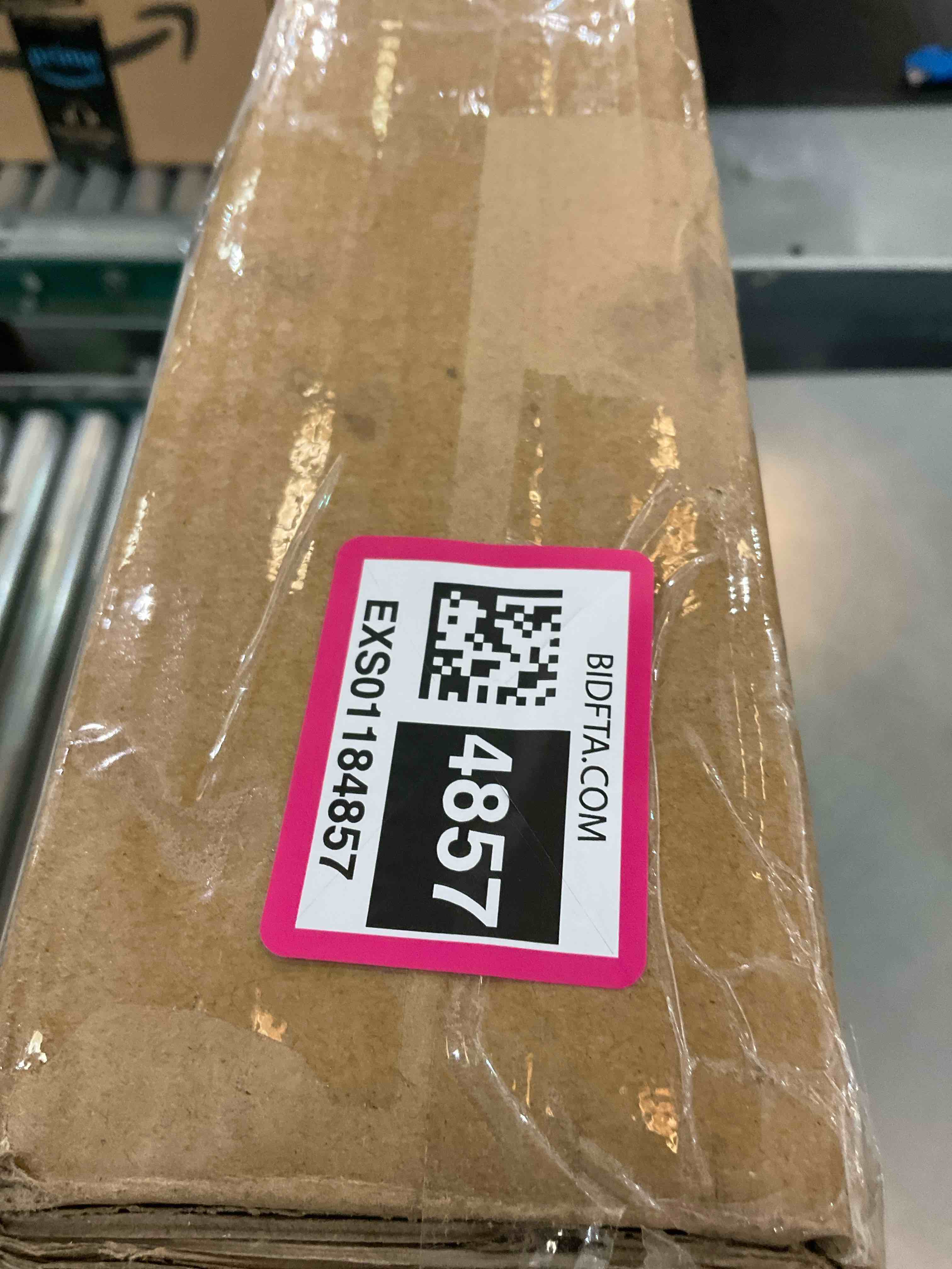 https://s3.amazonaws.com/lotting-images-prod/BargainHunt/EXS01184857_1709575929395.jpeg