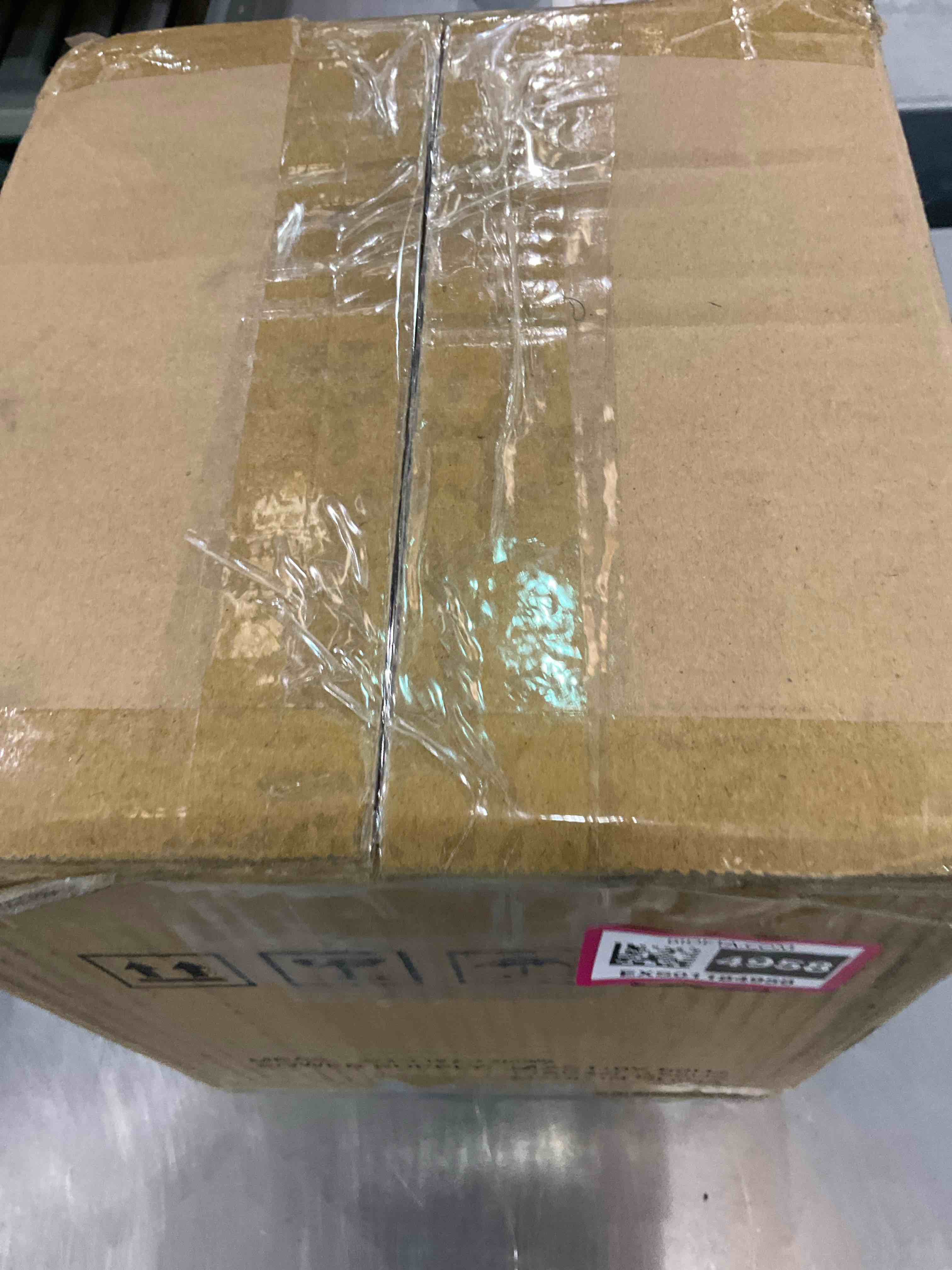 https://s3.amazonaws.com/lotting-images-prod/BargainHunt/EXS01184958_1709736207905.jpeg