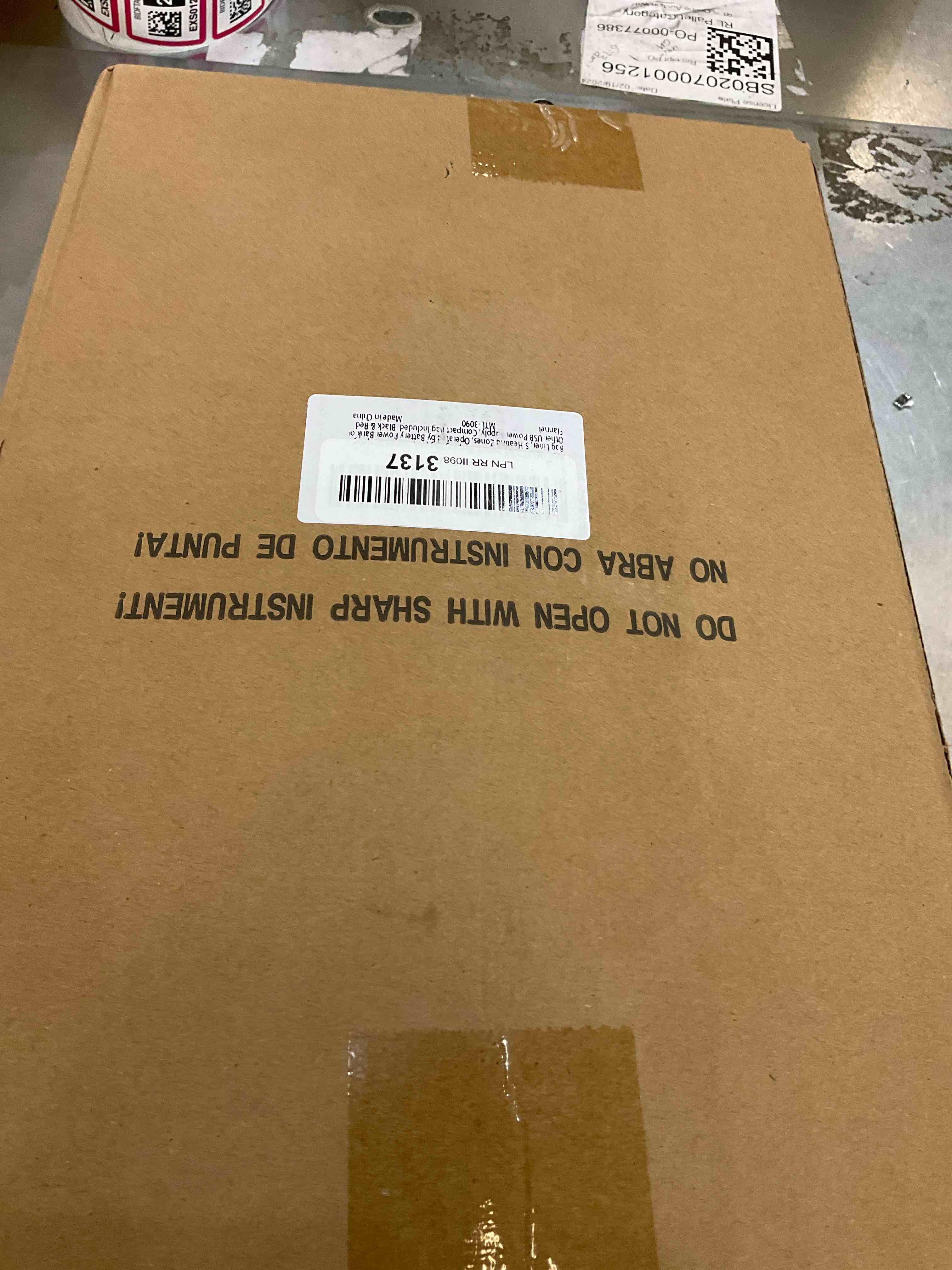 https://s3.amazonaws.com/lotting-images-prod/BargainHunt/EXS01185026_1710183030776.jpeg