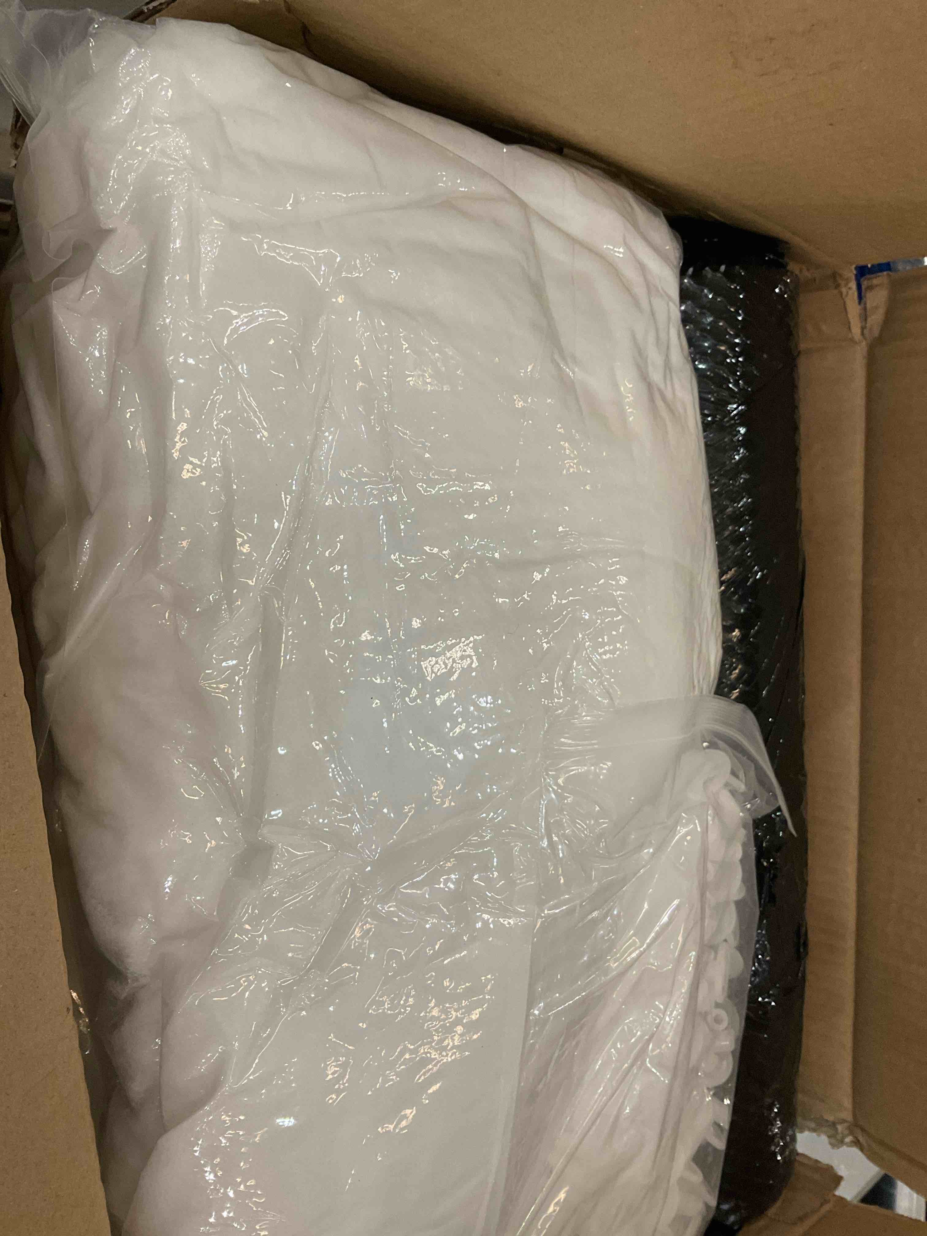 https://s3.amazonaws.com/lotting-images-prod/BargainHunt/EXS01185060_1710267999653.jpeg