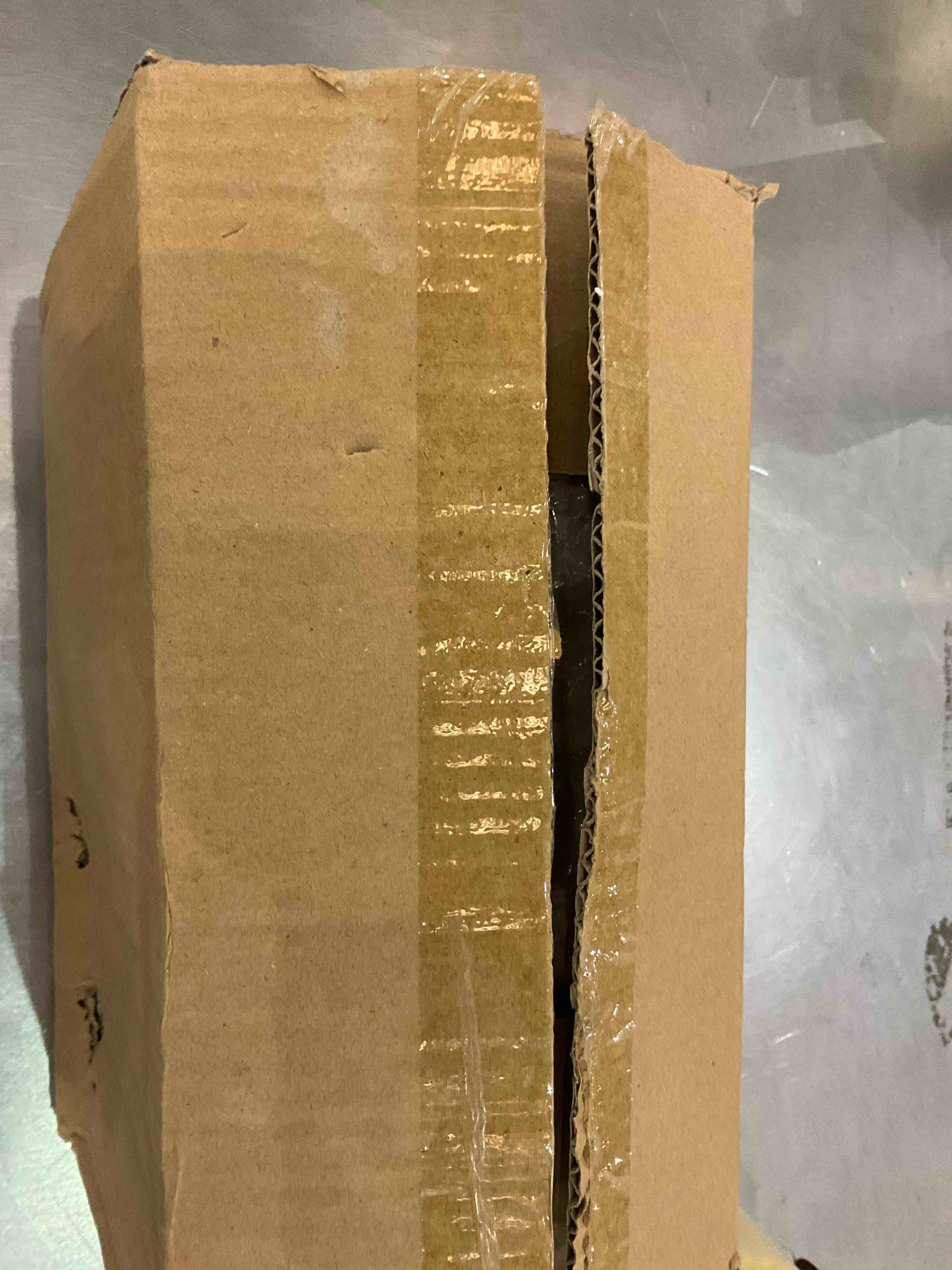 https://s3.amazonaws.com/lotting-images-prod/BargainHunt/EXS01185144_1710351686365.jpeg