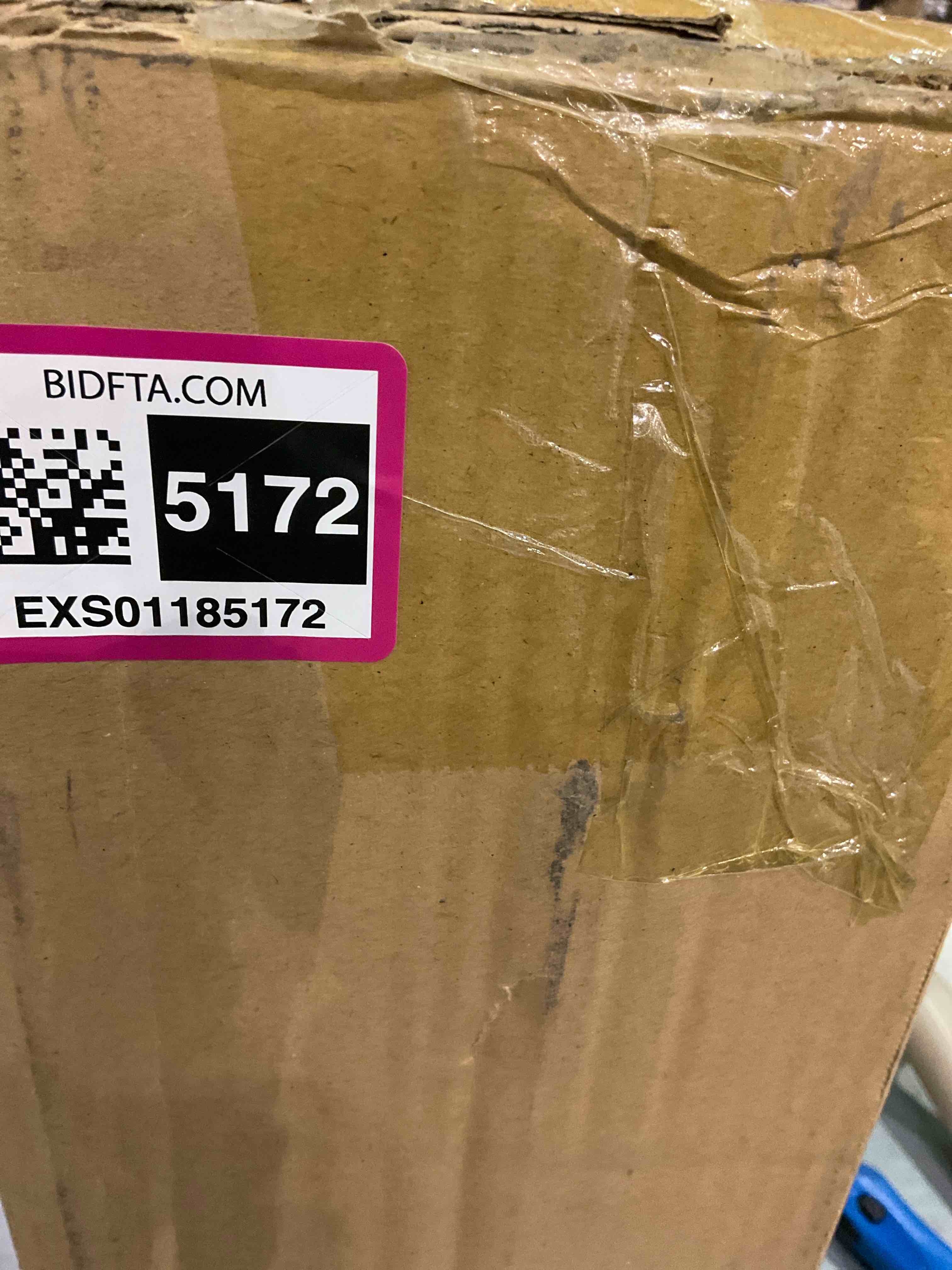 https://s3.amazonaws.com/lotting-images-prod/BargainHunt/EXS01185172_1710415456478.jpeg