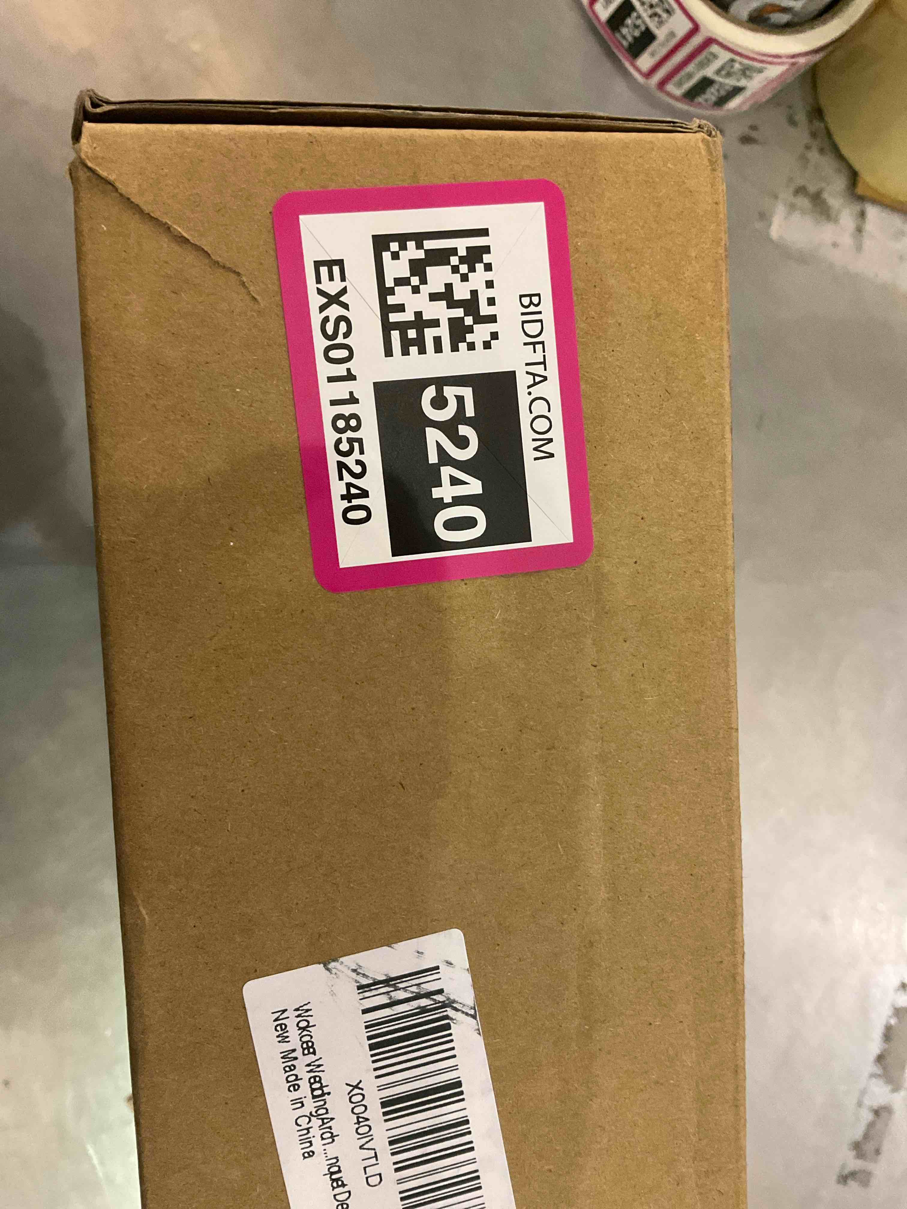 https://s3.amazonaws.com/lotting-images-prod/BargainHunt/EXS01185240_1710428020050.jpeg