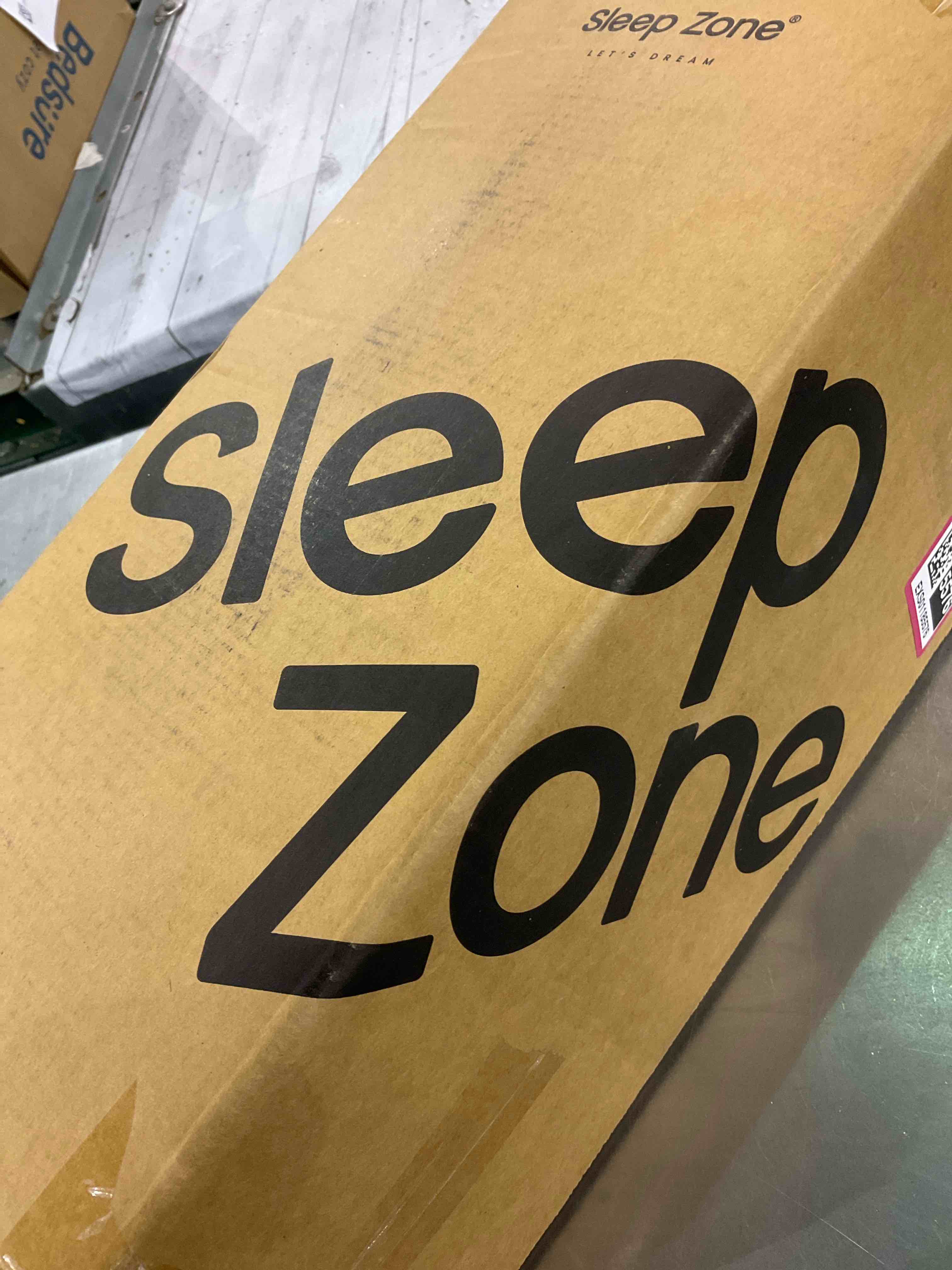 https://s3.amazonaws.com/lotting-images-prod/BargainHunt/EXS01185576_1709557126144.jpeg