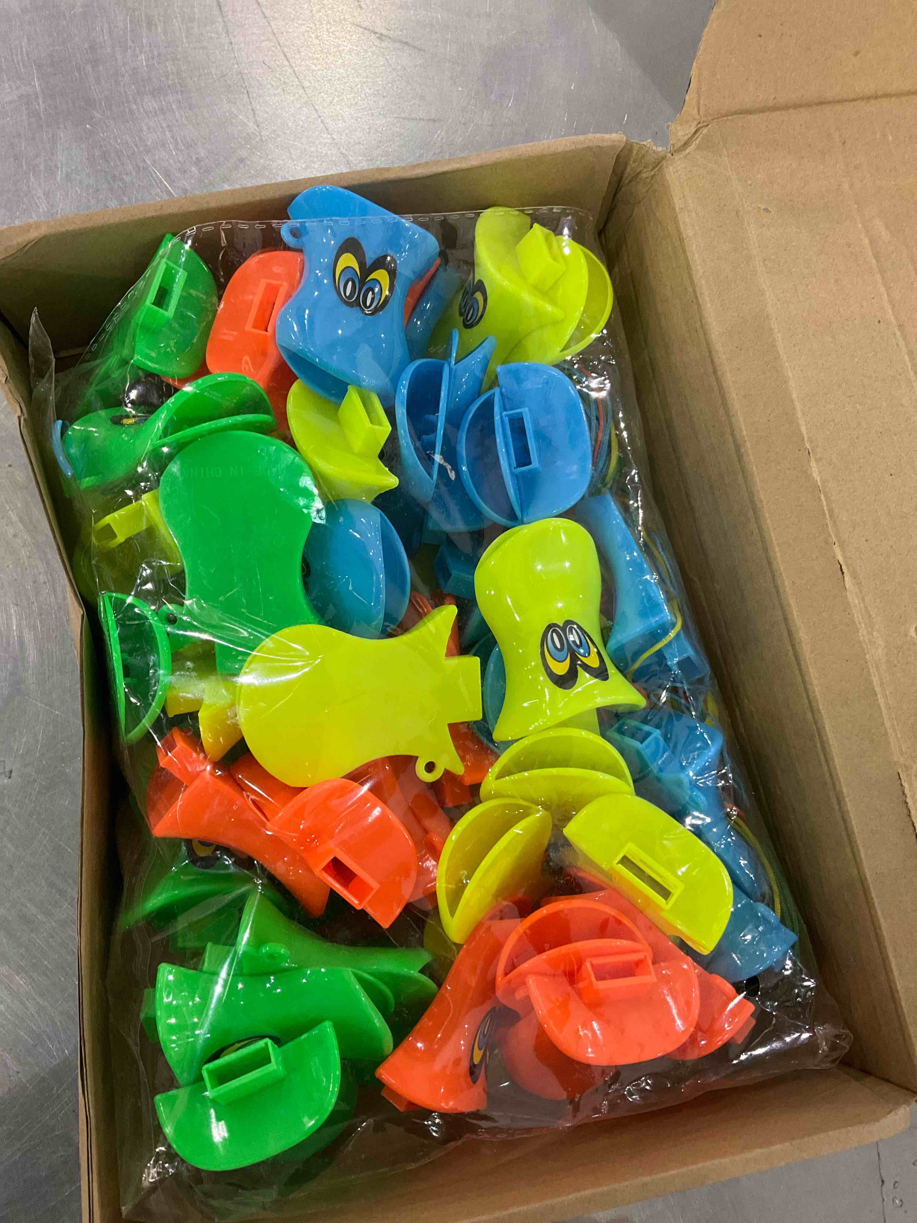 https://s3.amazonaws.com/lotting-images-prod/BargainHunt/EXS01185698_1709666983206.jpeg