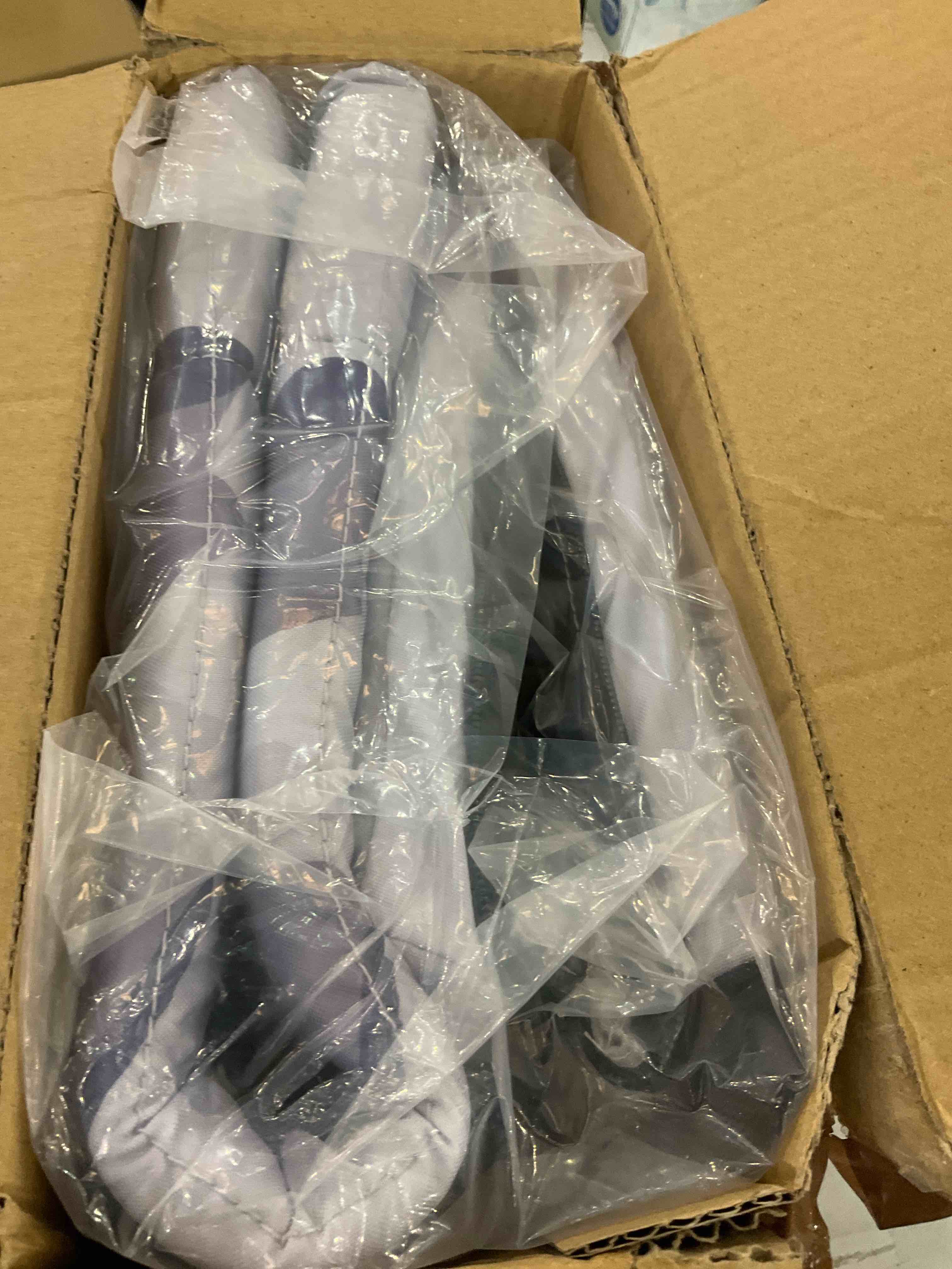 https://s3.amazonaws.com/lotting-images-prod/BargainHunt/EXS01185903_1709836581129.jpeg