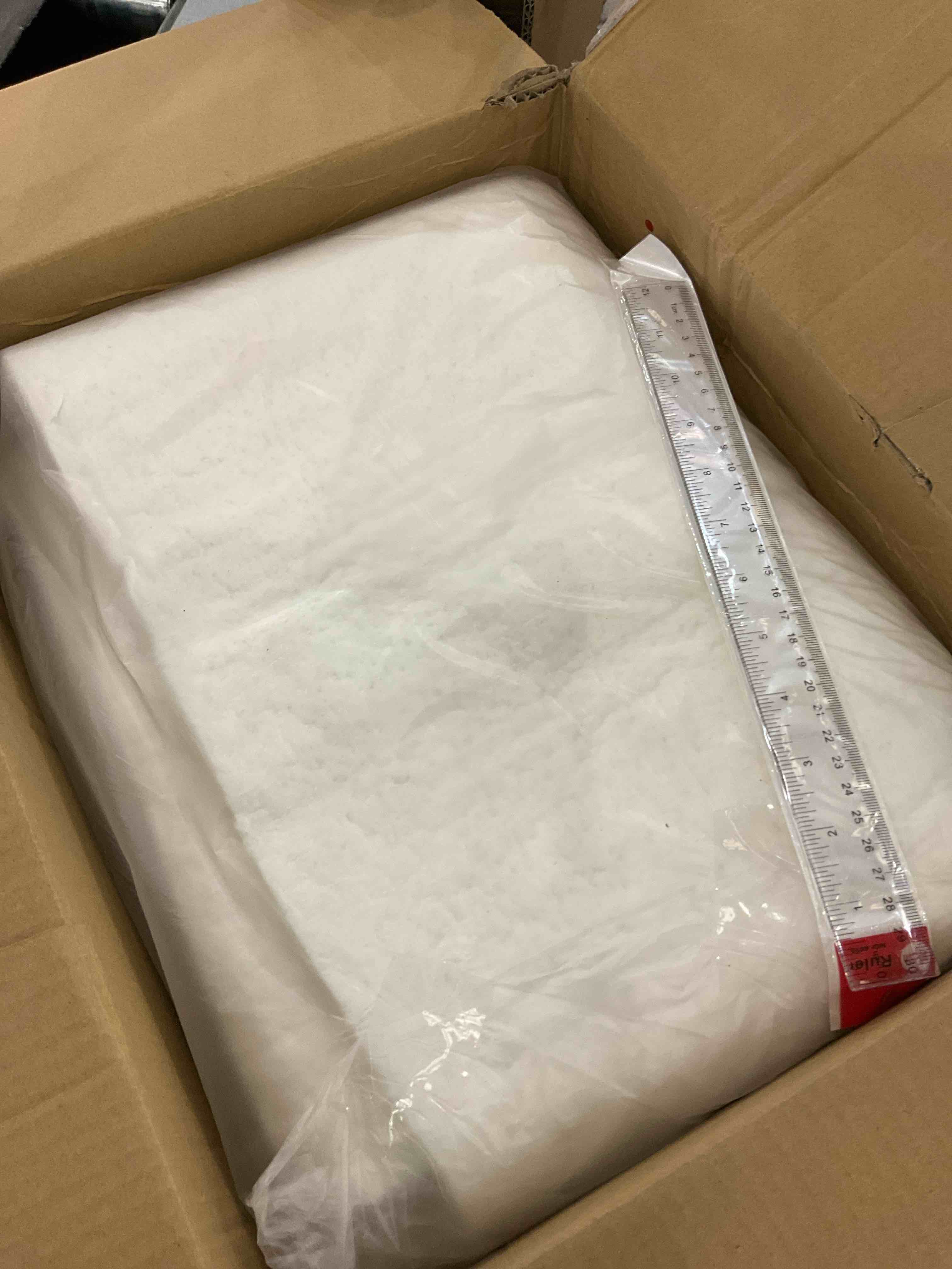 https://s3.amazonaws.com/lotting-images-prod/BargainHunt/EXS01186476_1709655895192.jpeg