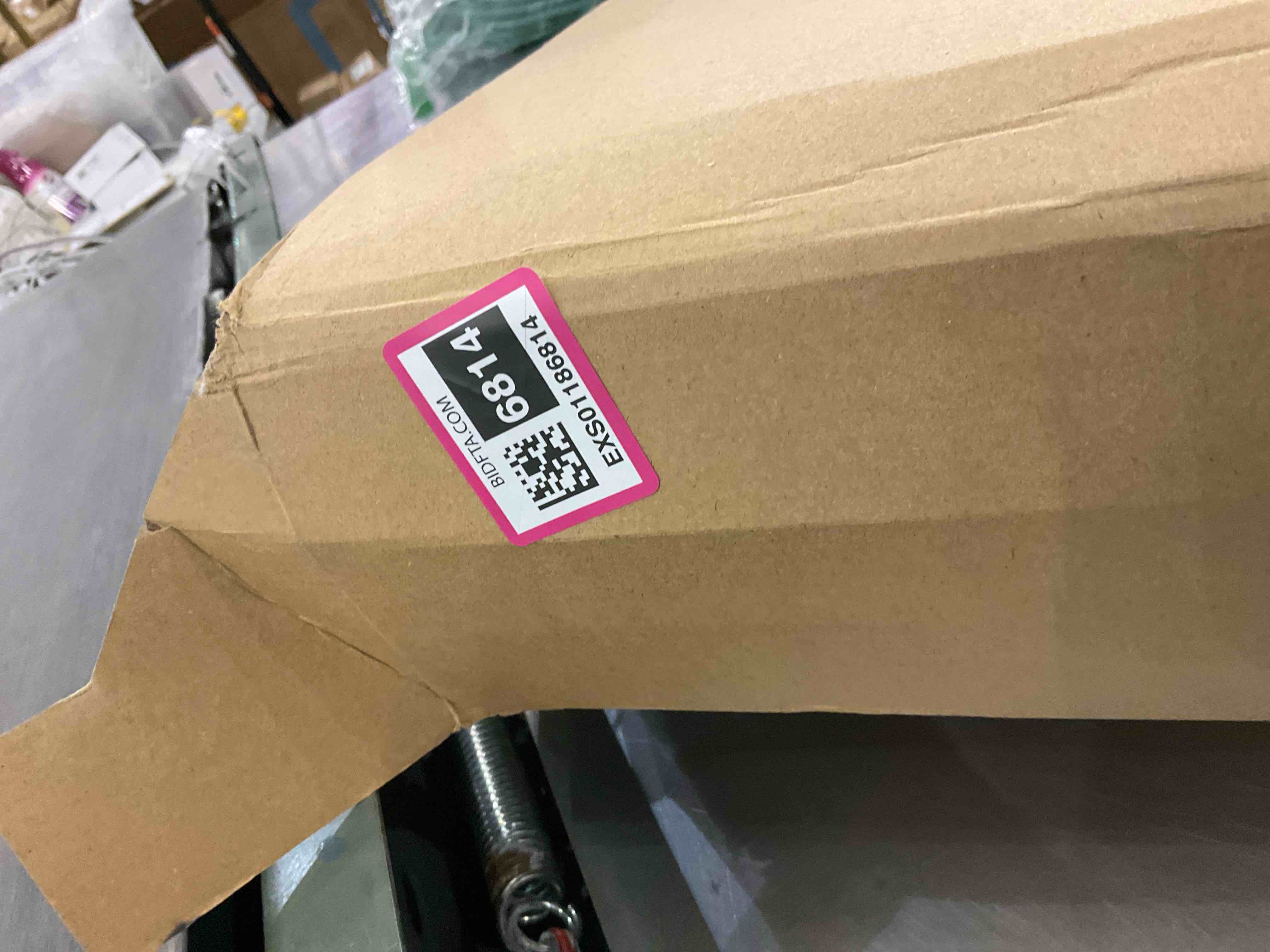 https://s3.amazonaws.com/lotting-images-prod/BargainHunt/EXS01186814_1709559509264.jpeg