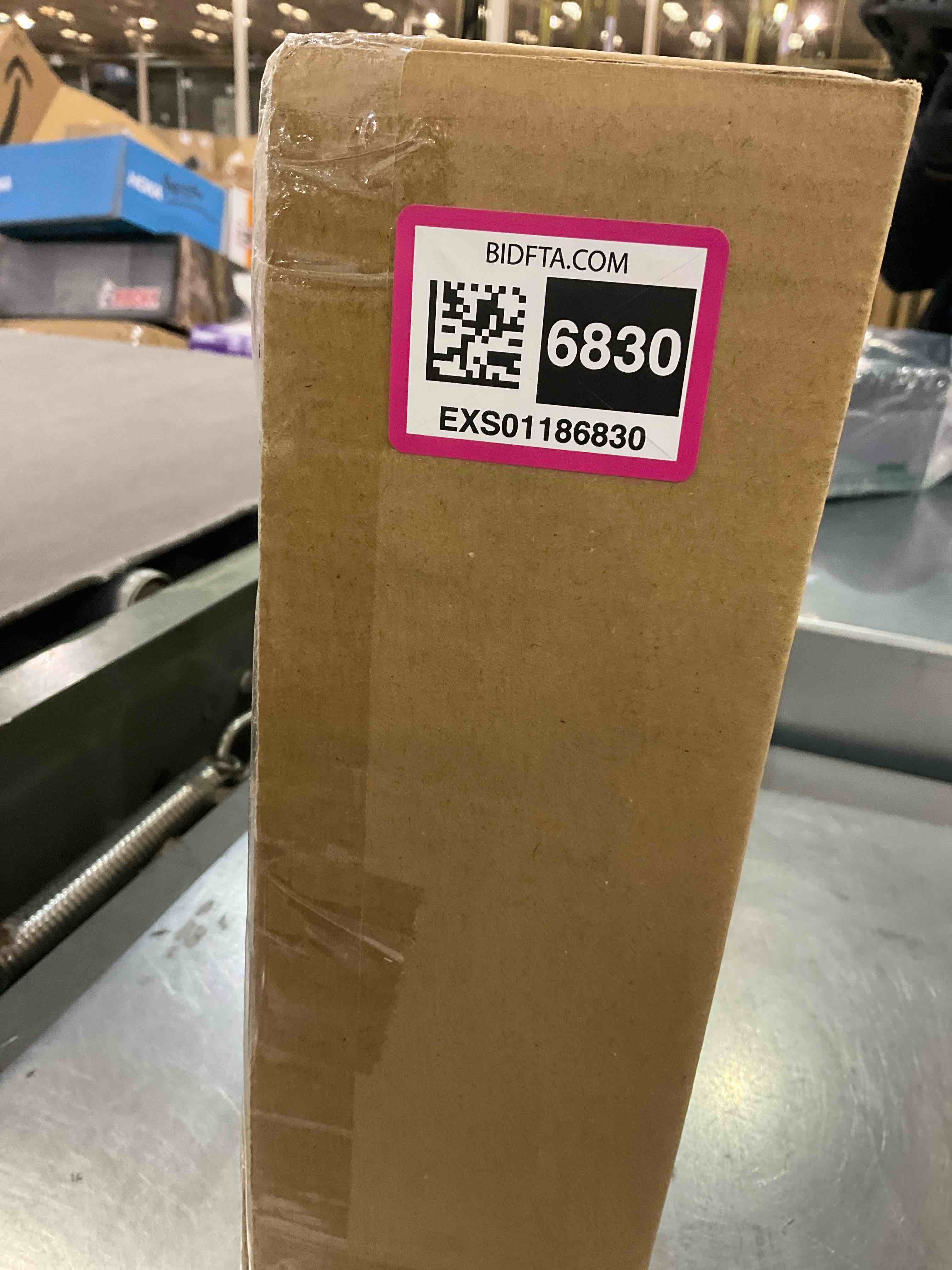https://s3.amazonaws.com/lotting-images-prod/BargainHunt/EXS01186830_1709562567076.jpeg