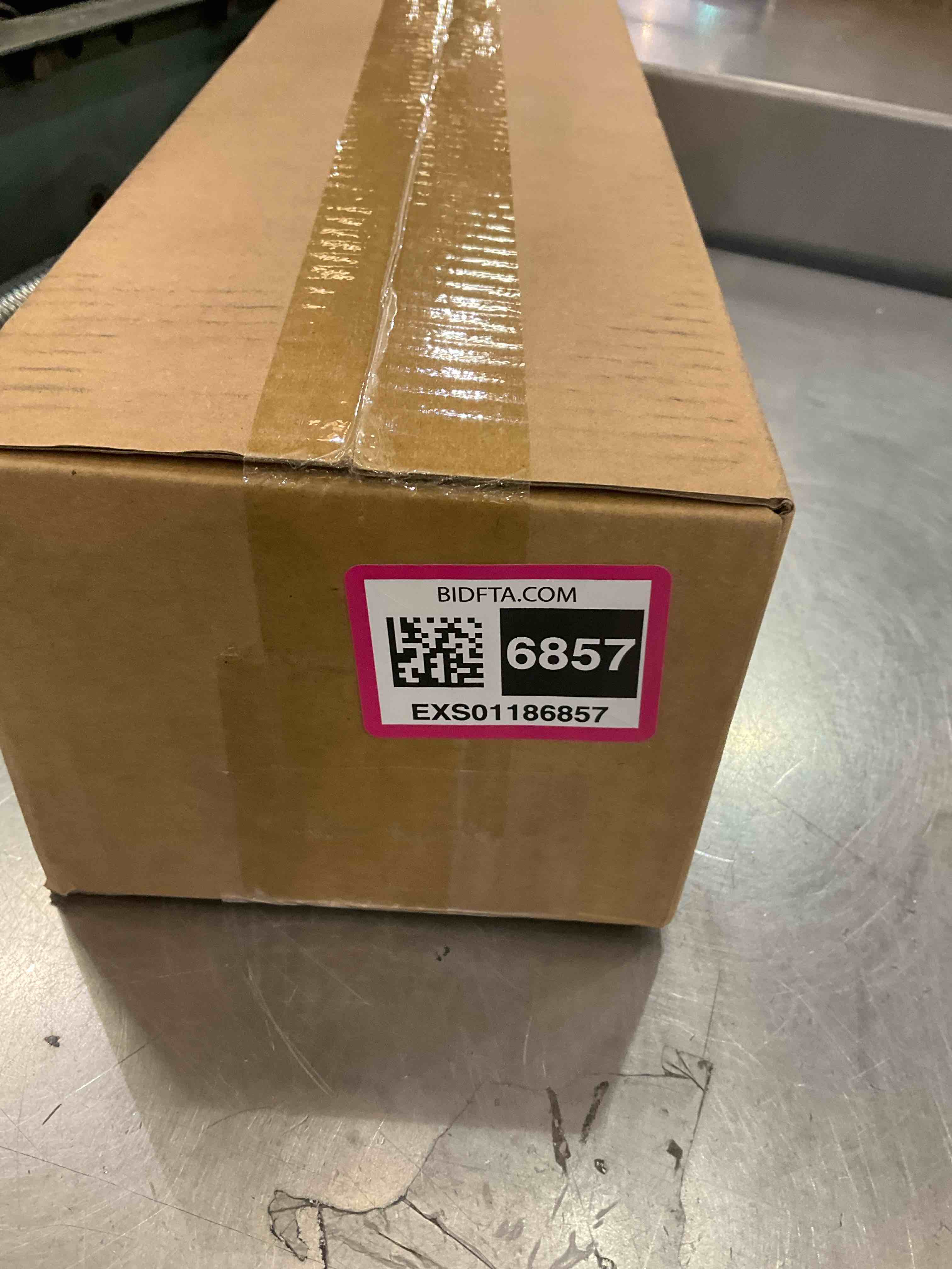 https://s3.amazonaws.com/lotting-images-prod/BargainHunt/EXS01186857_1709566624566.jpeg