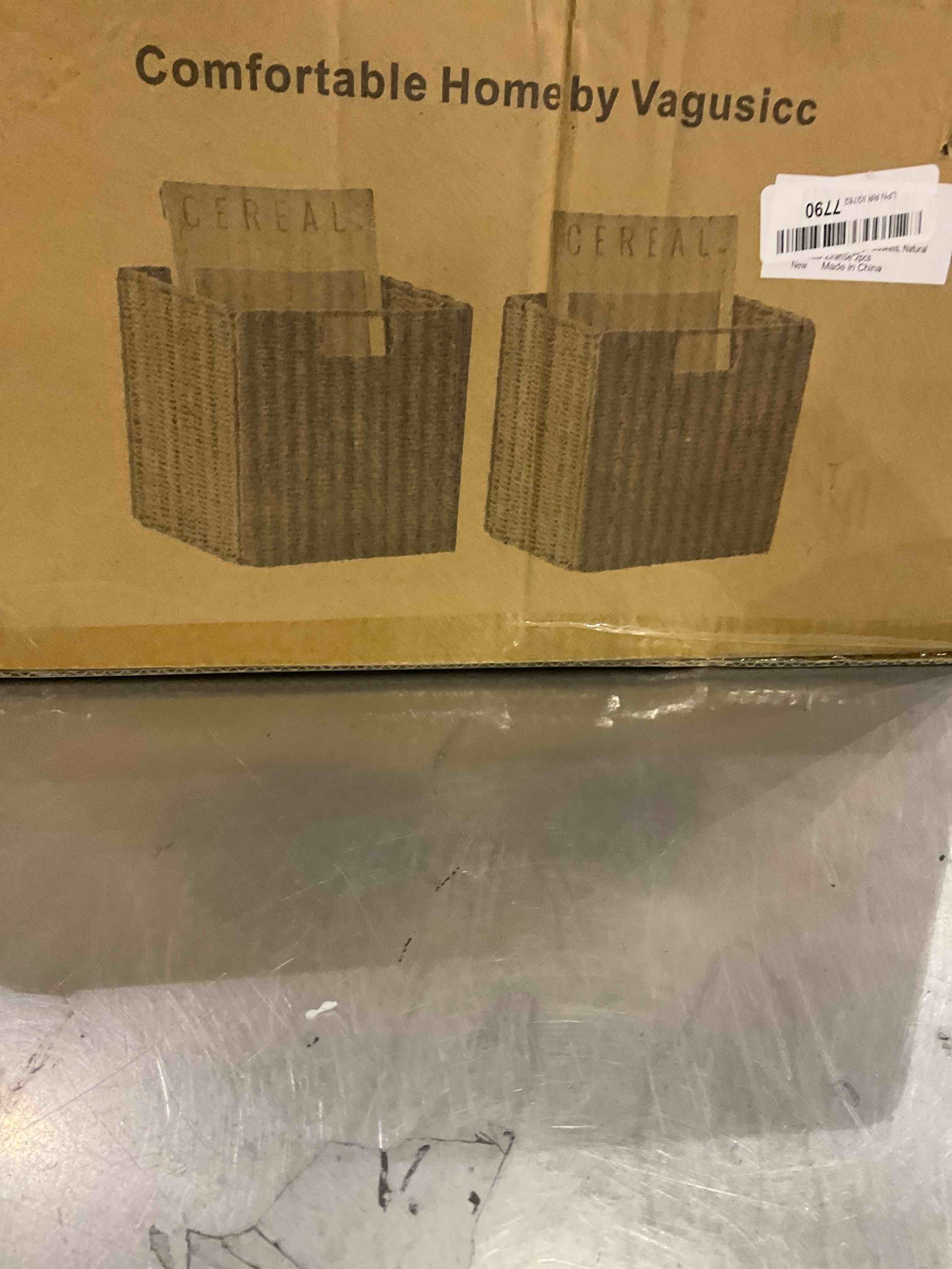 https://s3.amazonaws.com/lotting-images-prod/BargainHunt/EXS01186994_1709649169611.jpeg