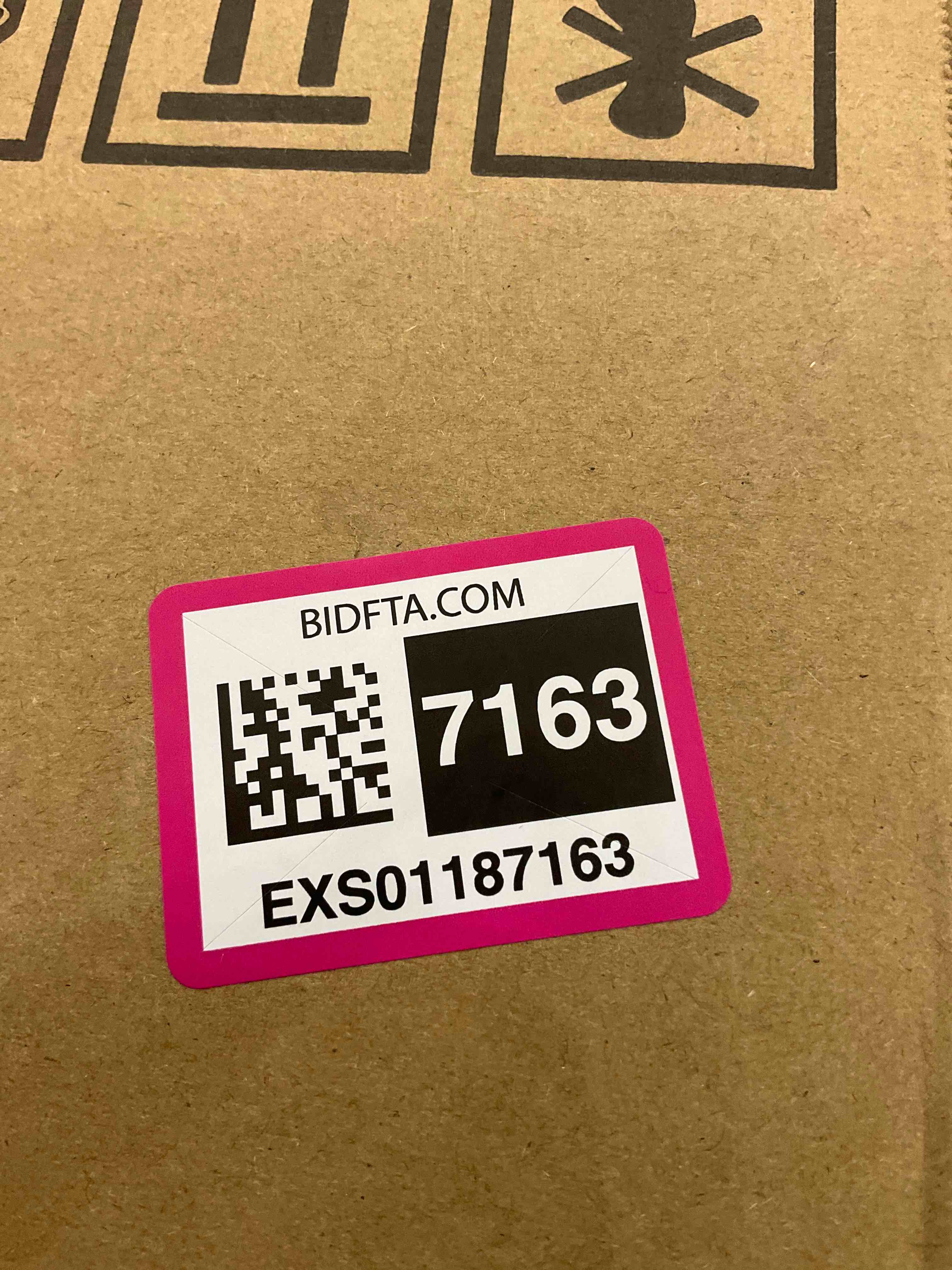 https://s3.amazonaws.com/lotting-images-prod/BargainHunt/EXS01187163_1710430113298.jpeg