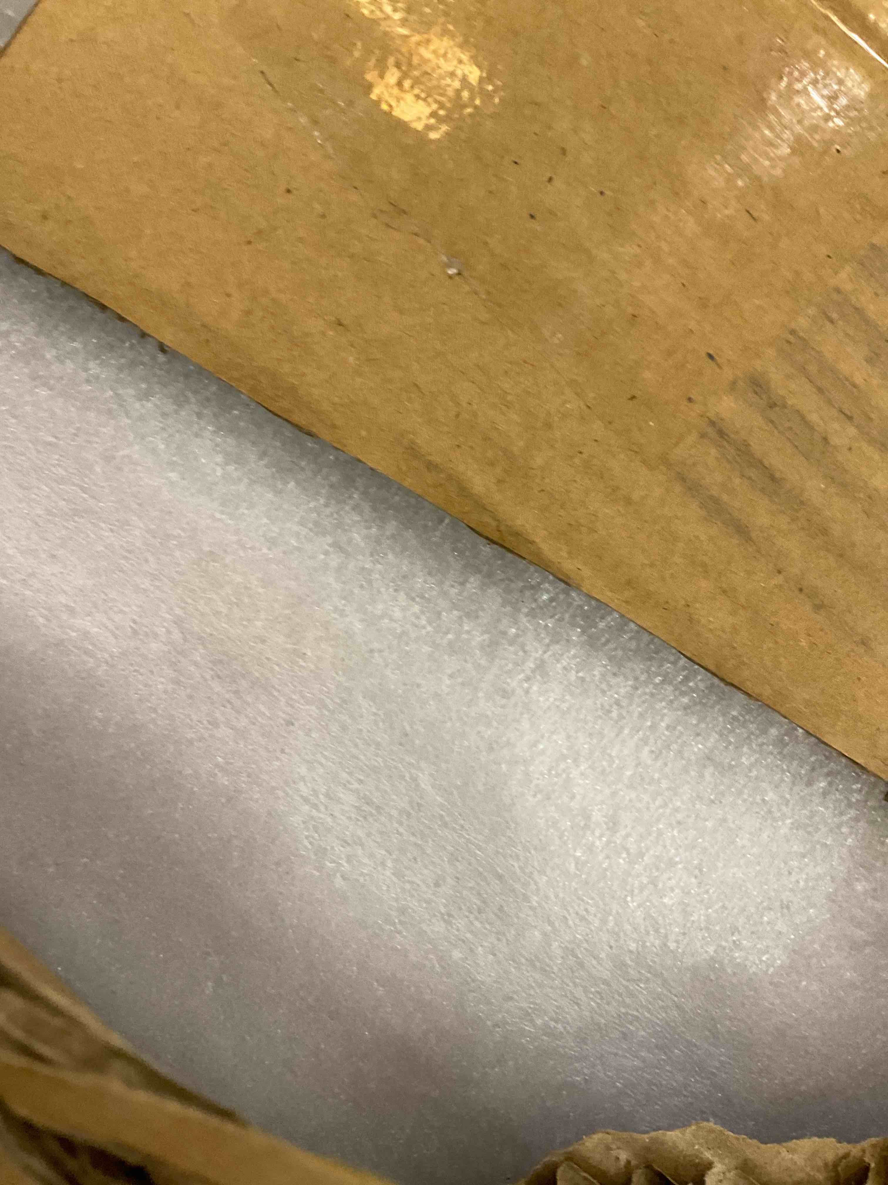 https://s3.amazonaws.com/lotting-images-prod/BargainHunt/EXS01187523_1709575869517.jpeg
