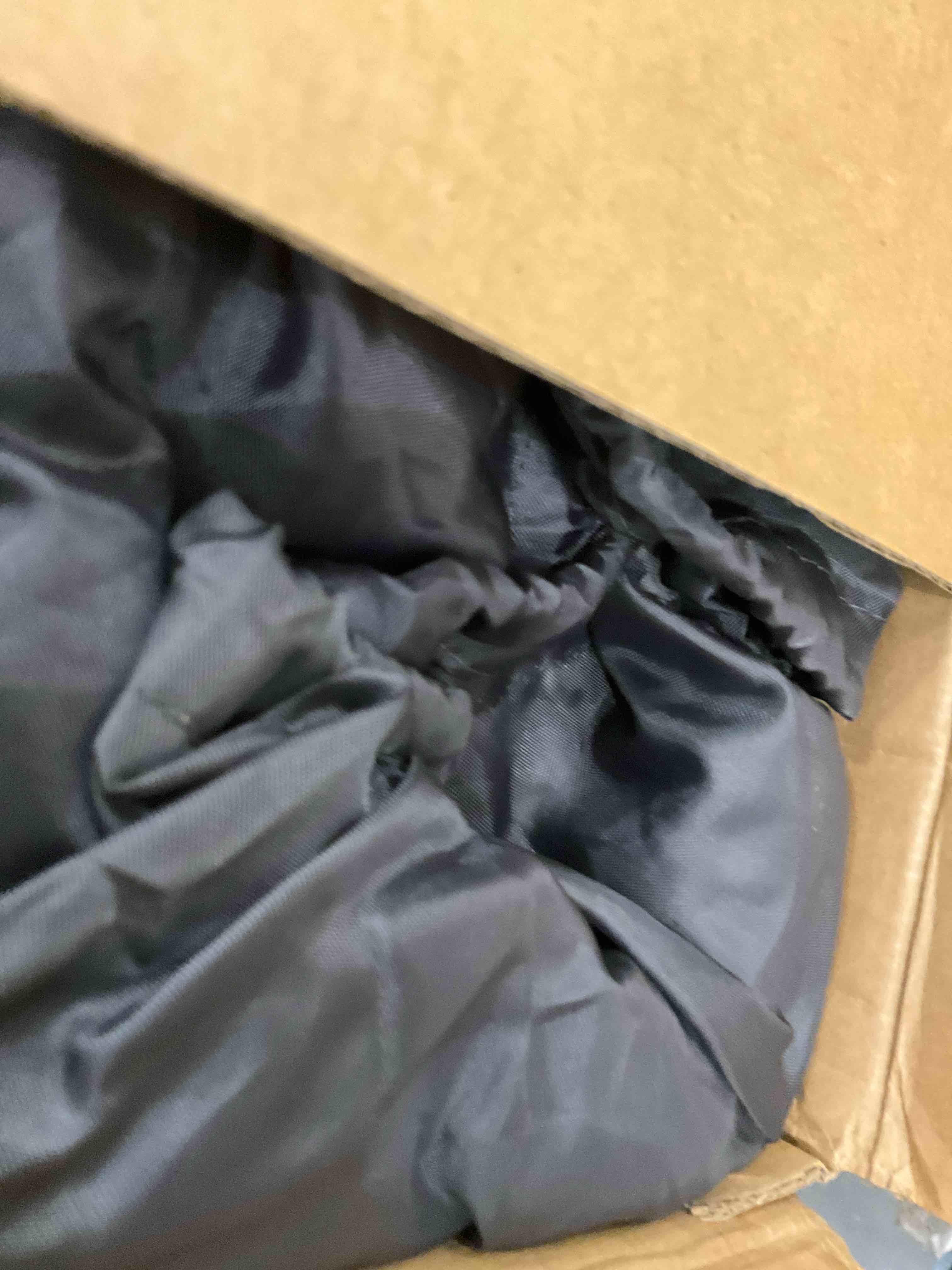 https://s3.amazonaws.com/lotting-images-prod/BargainHunt/EXS01187777_1709842336110.jpeg