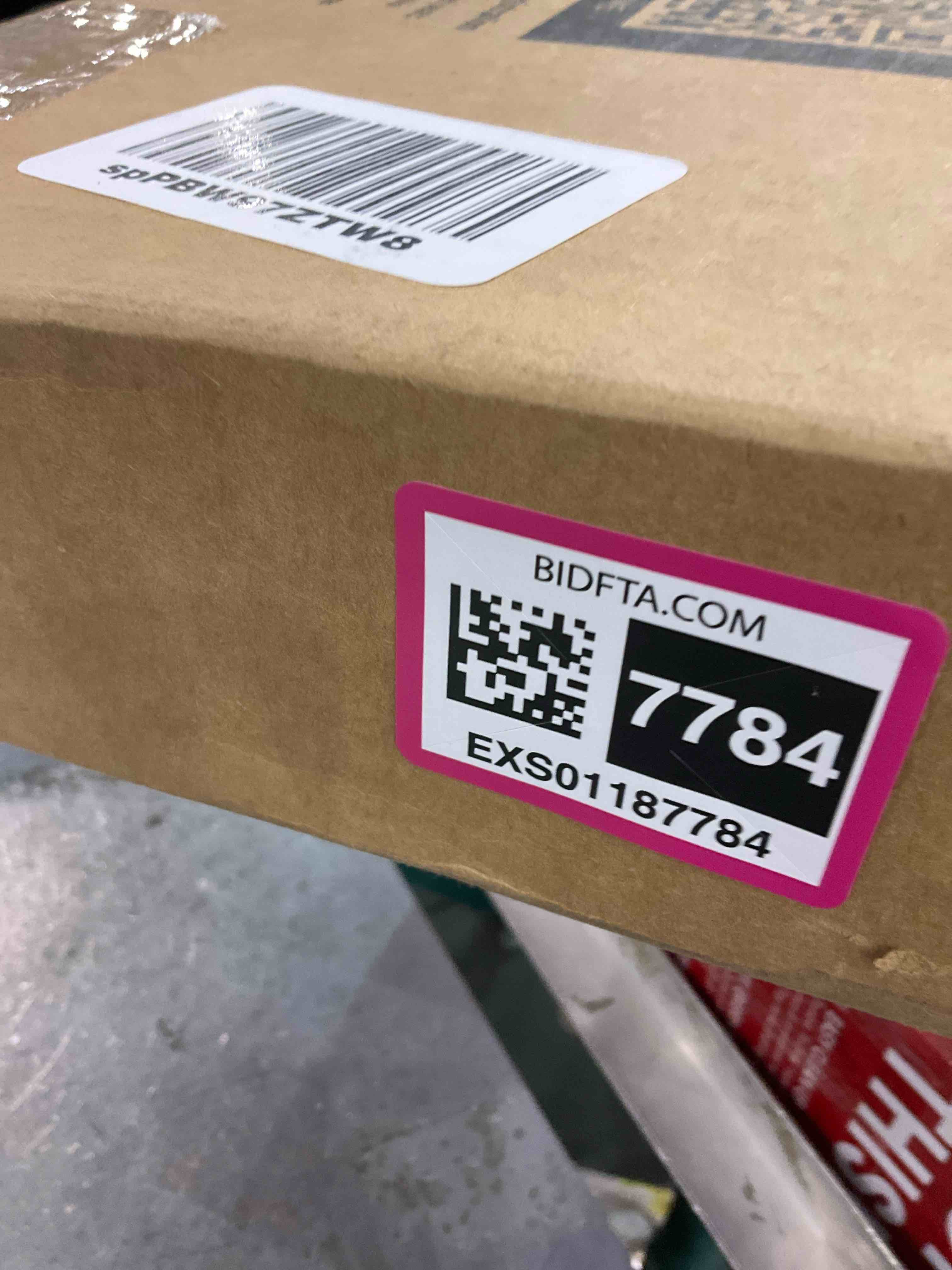 https://s3.amazonaws.com/lotting-images-prod/BargainHunt/EXS01187784_1710156477592.jpeg