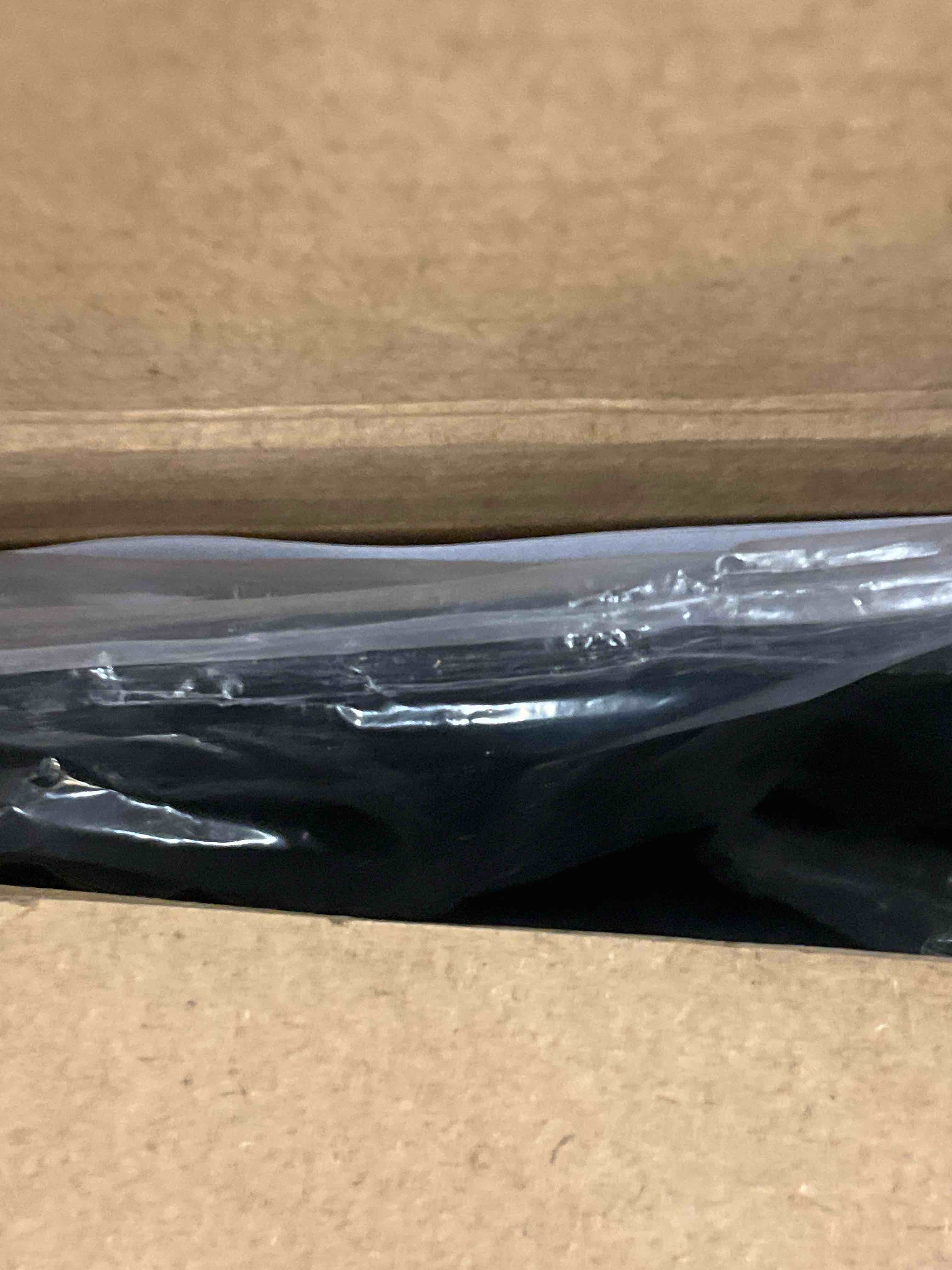 https://s3.amazonaws.com/lotting-images-prod/BargainHunt/EXS01187941_1710257024417.jpeg