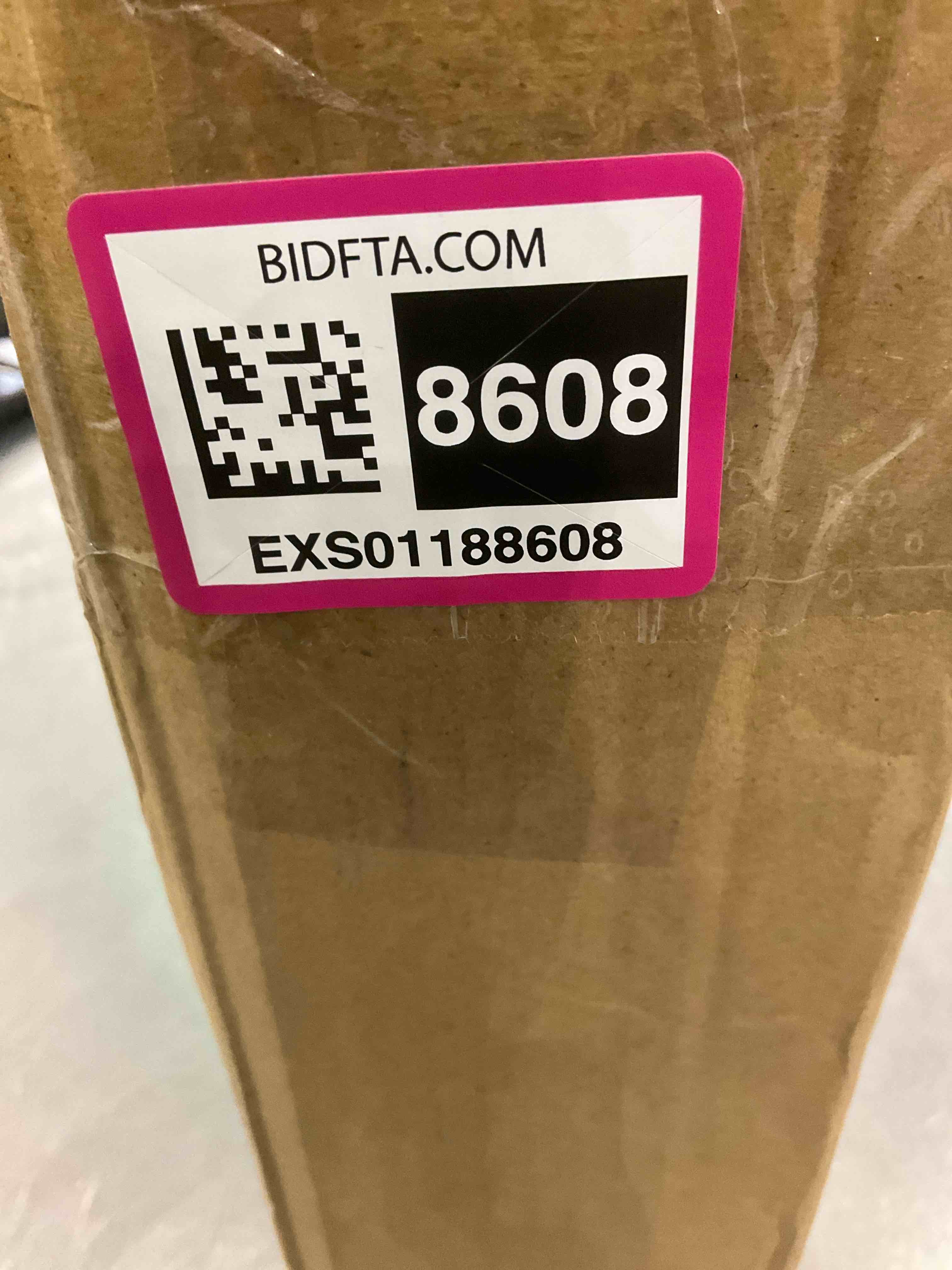 https://s3.amazonaws.com/lotting-images-prod/BargainHunt/EXS01188608_1709560343868.jpeg