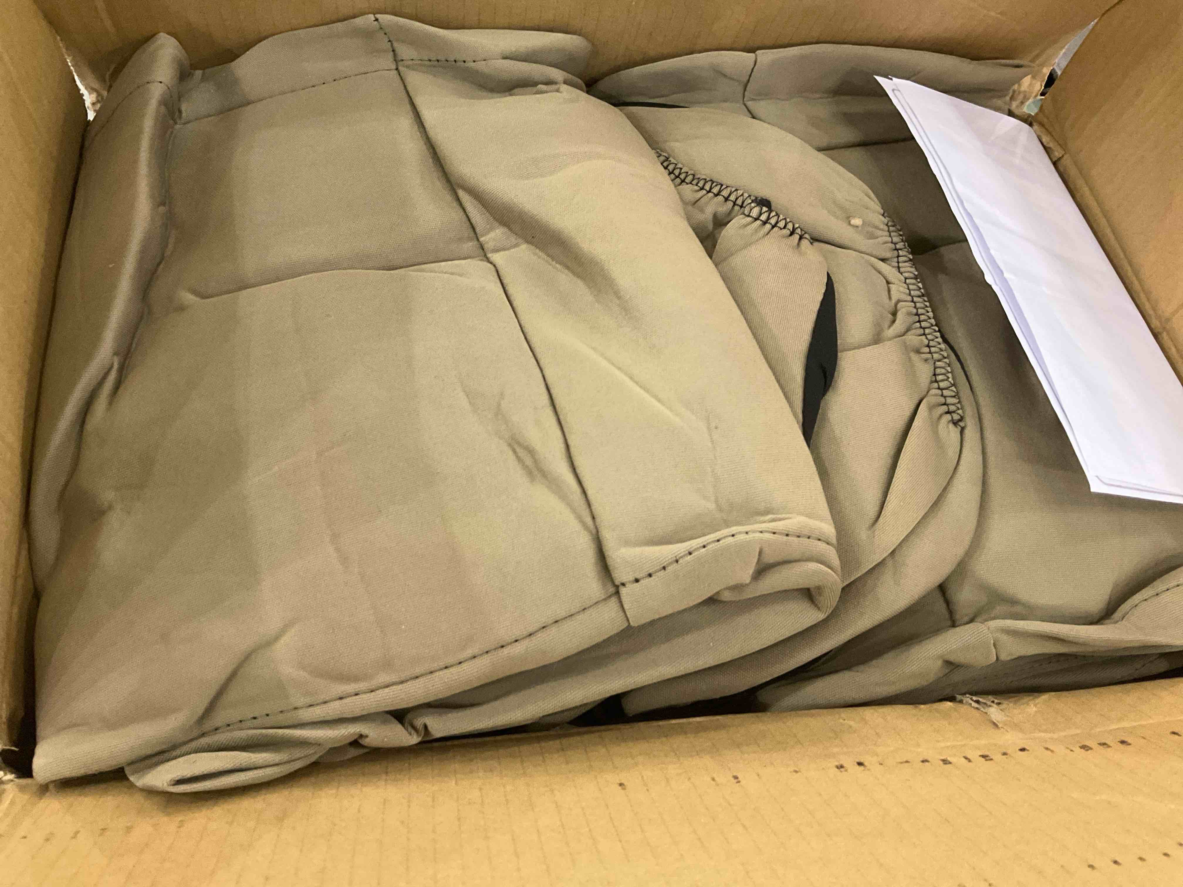 https://s3.amazonaws.com/lotting-images-prod/BargainHunt/EXS01188682_1709576151592.jpeg