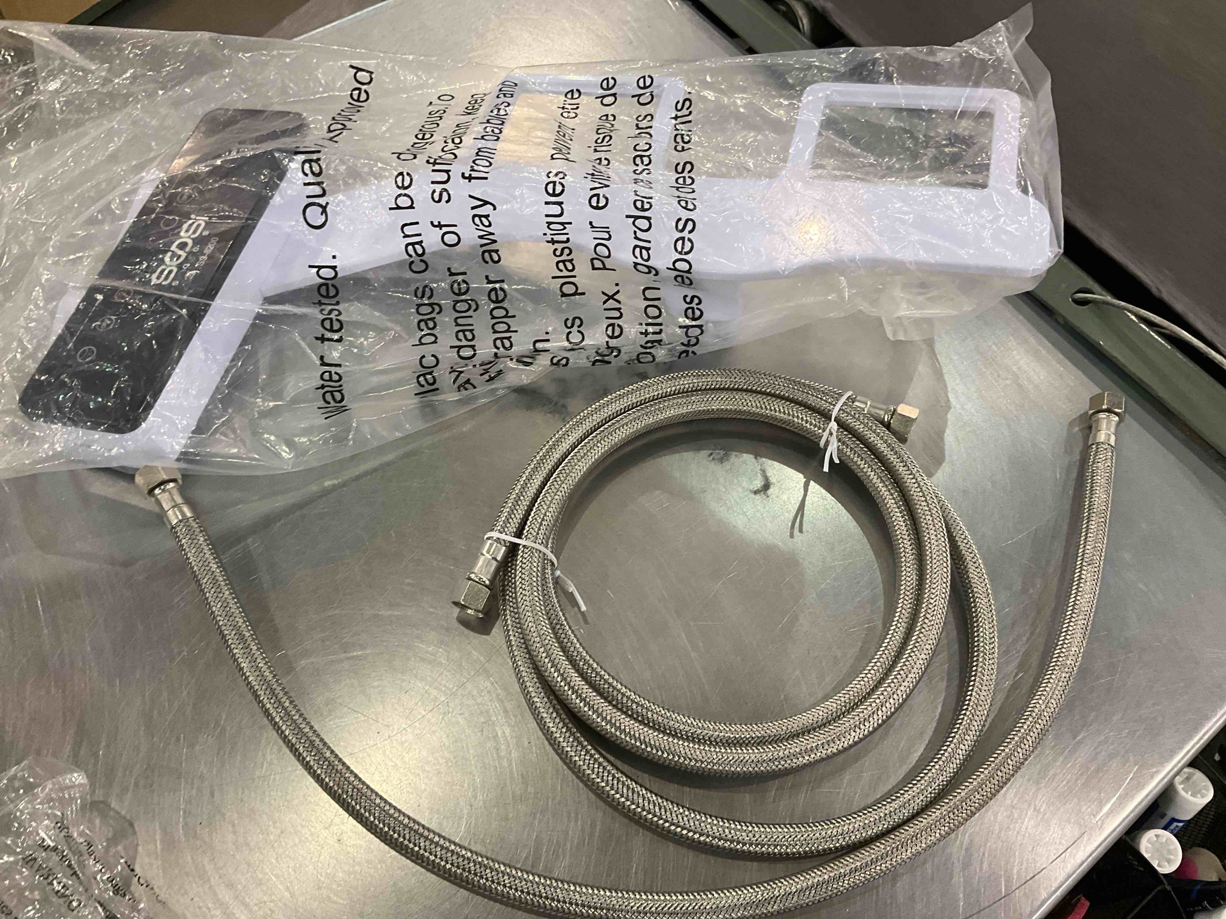 https://s3.amazonaws.com/lotting-images-prod/BargainHunt/EXS01188737_1709643613006.jpeg