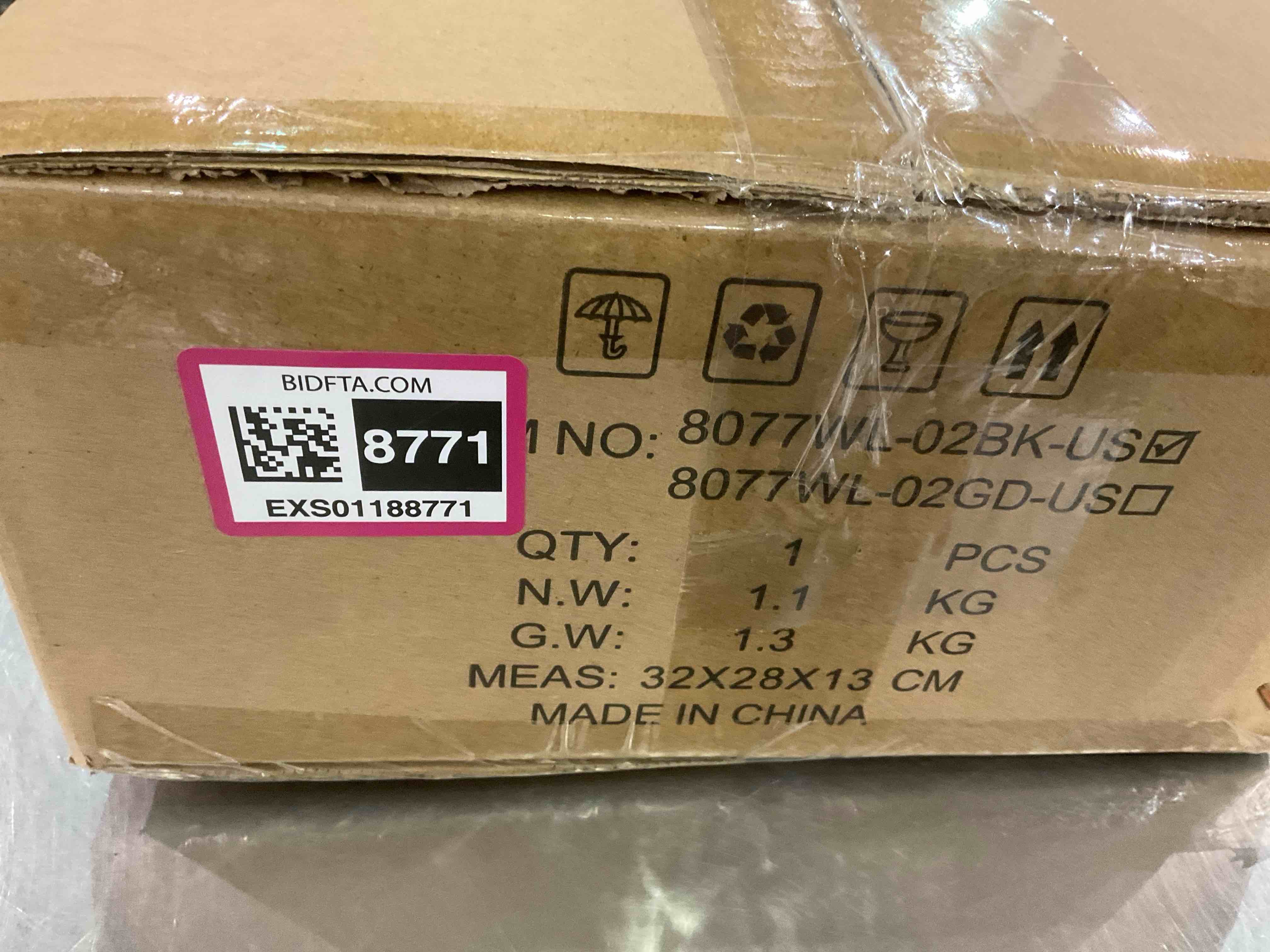 https://s3.amazonaws.com/lotting-images-prod/BargainHunt/EXS01188771_1709650345753.jpeg