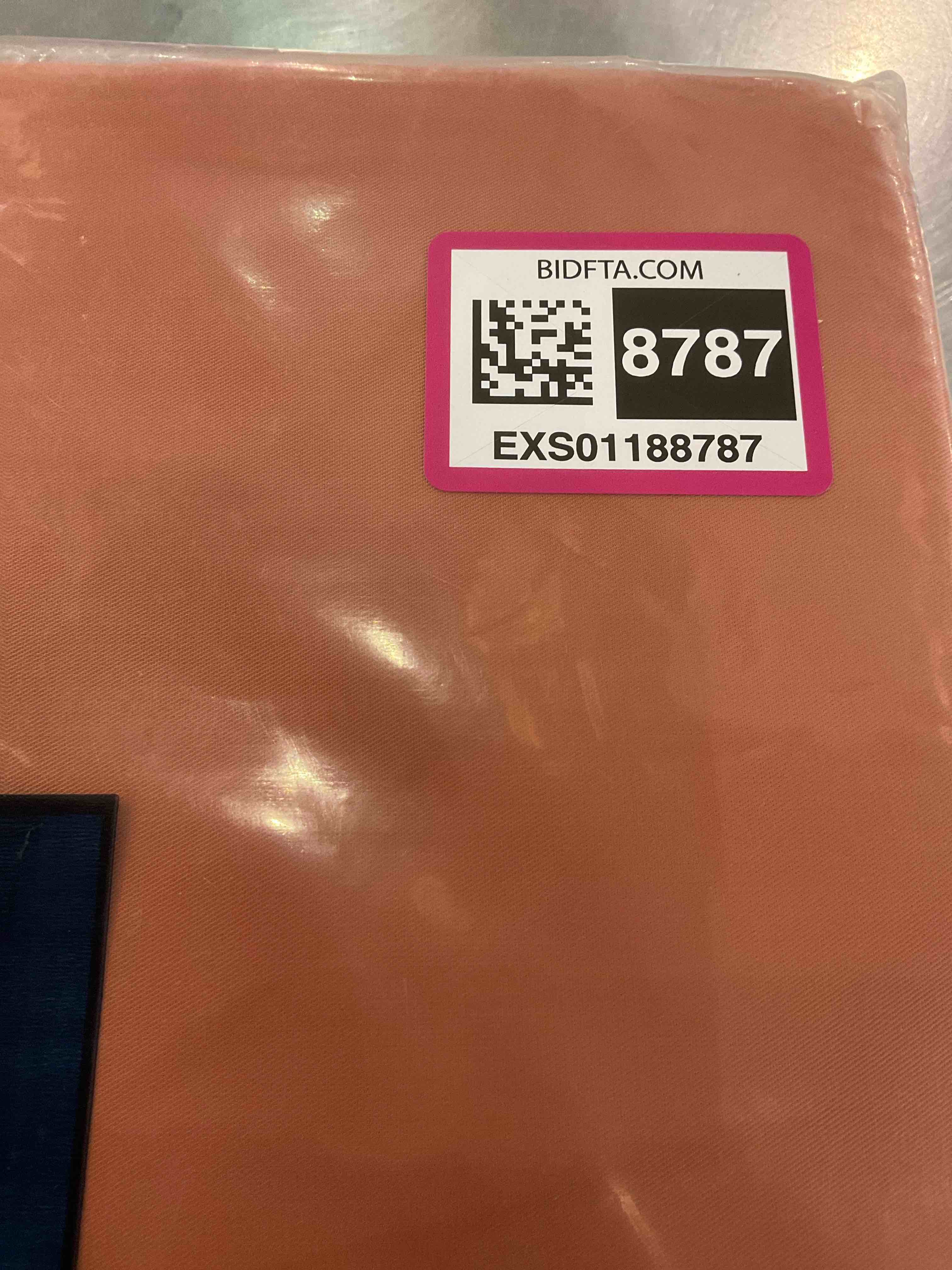 https://s3.amazonaws.com/lotting-images-prod/BargainHunt/EXS01188787_1709652430047.jpeg