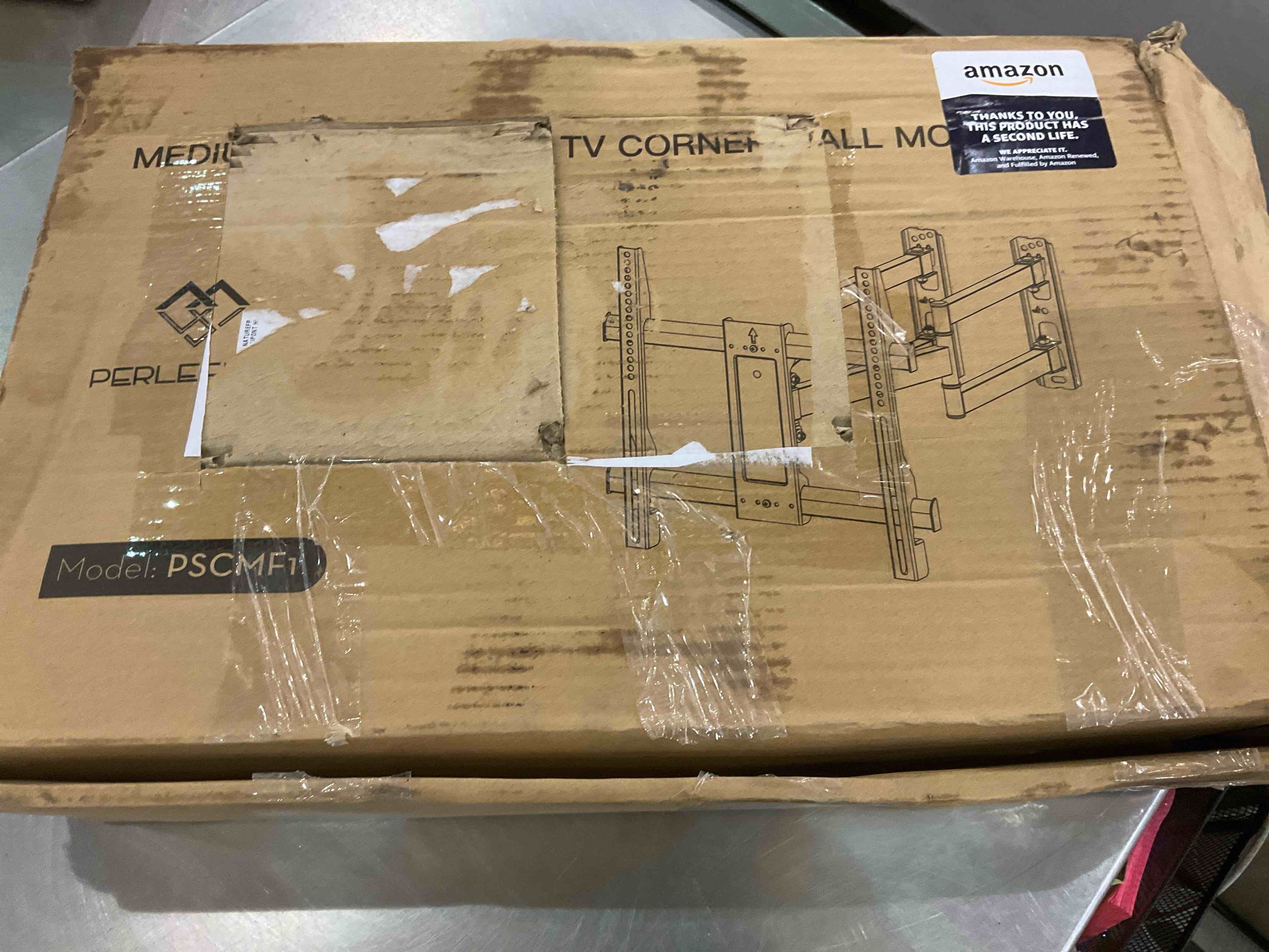 Corner TV Wall Mount Bracket Tilts, Swivels, Extends, Full Motion Articulating TV Mount for HUl&sanketb PISCIA, 1VESA 400x400, Heavy Duty